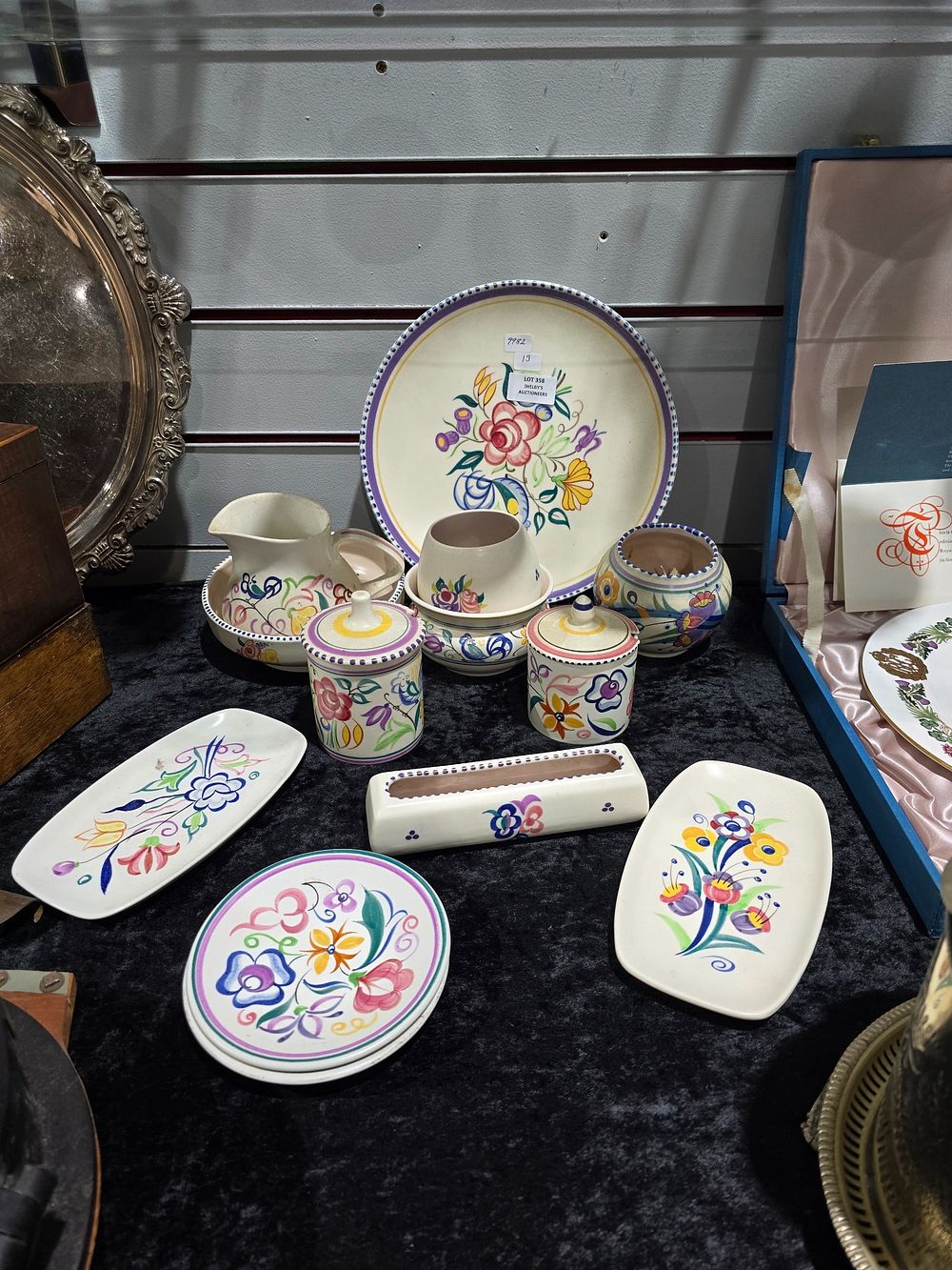 Lot 358: 13 X VARIOUS PIECES OF POOLE POTTERY WARE...