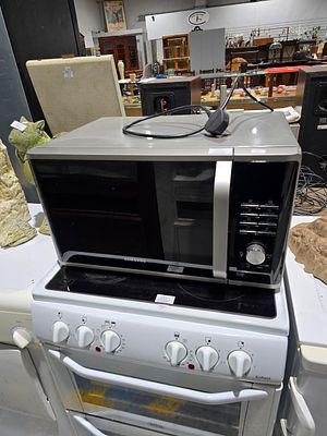 1 X SILVER SAMSUNG MICROWAVE OVEN 1500W 2019 MODEL