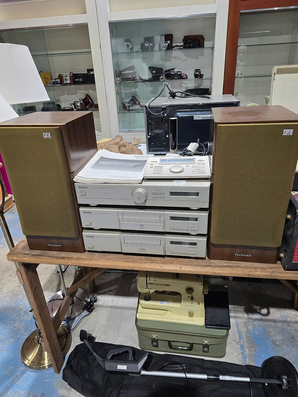 Lot 25: 1 X TECHNICS STACKING STERIO SYSTEM COMPLETE WITH...