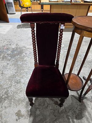 1 X MAHOGANY KNOPT TWIST VICTORIAN PRAYER CHAIR