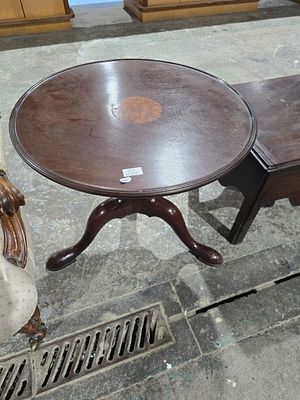 1 X GEORGIAN MAHOGANY WINE TABLE