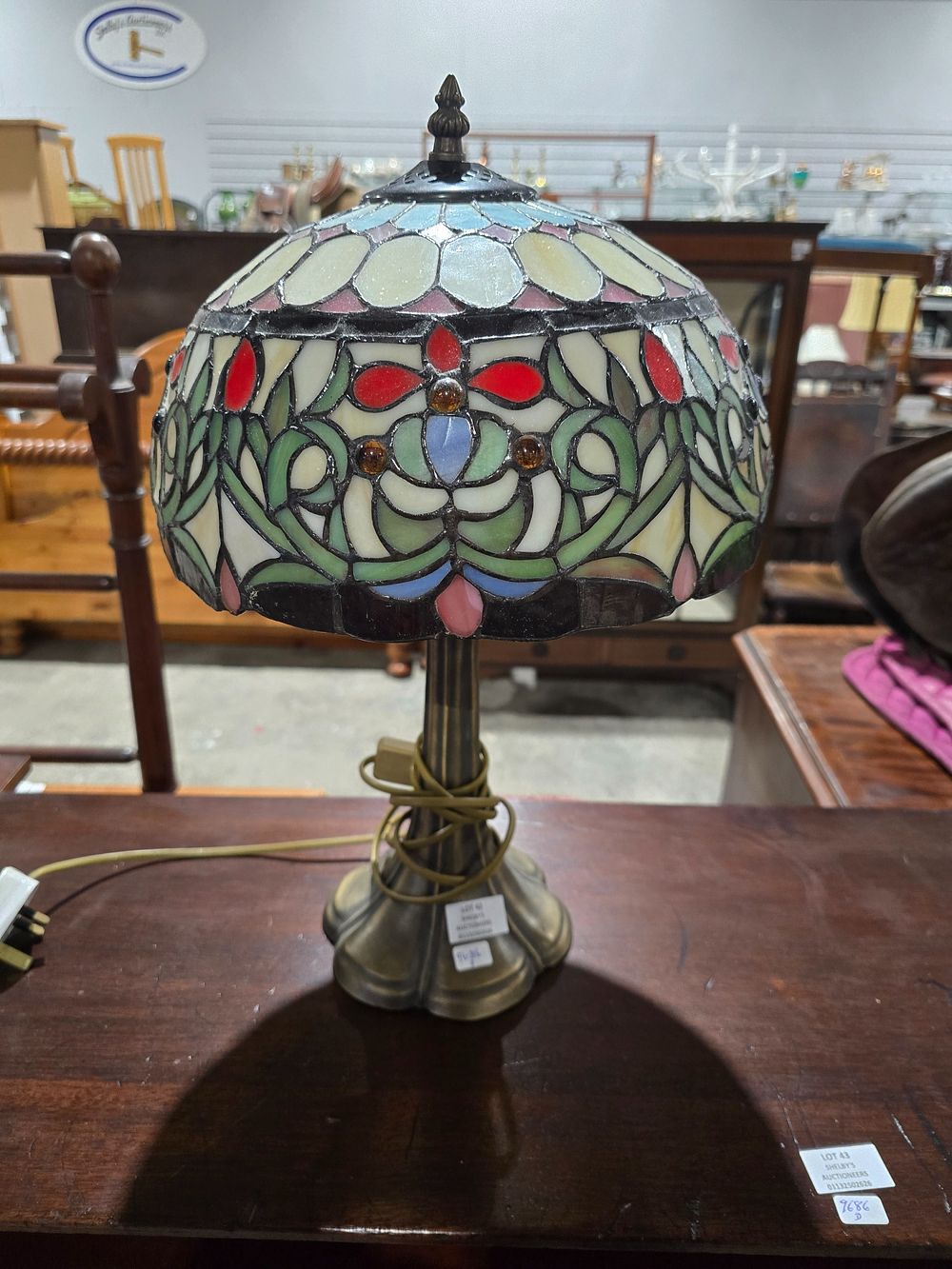 Lot 42: 1 X REPRODUCTION TIFFANY LAMP