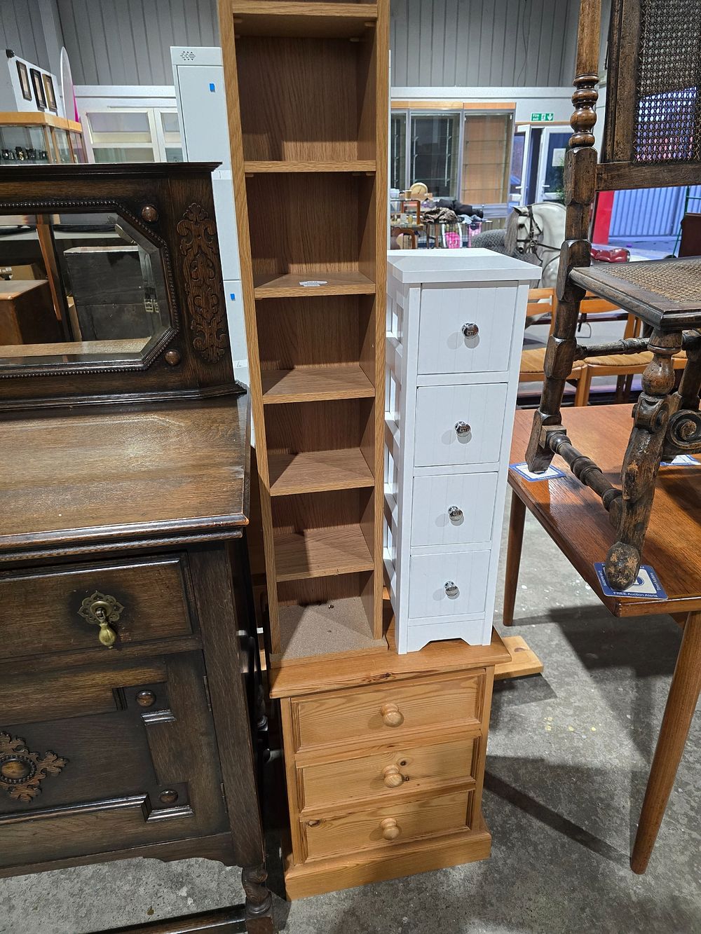 Lot 74: 3 X VARIOUS SMALL STORAGE UNITS