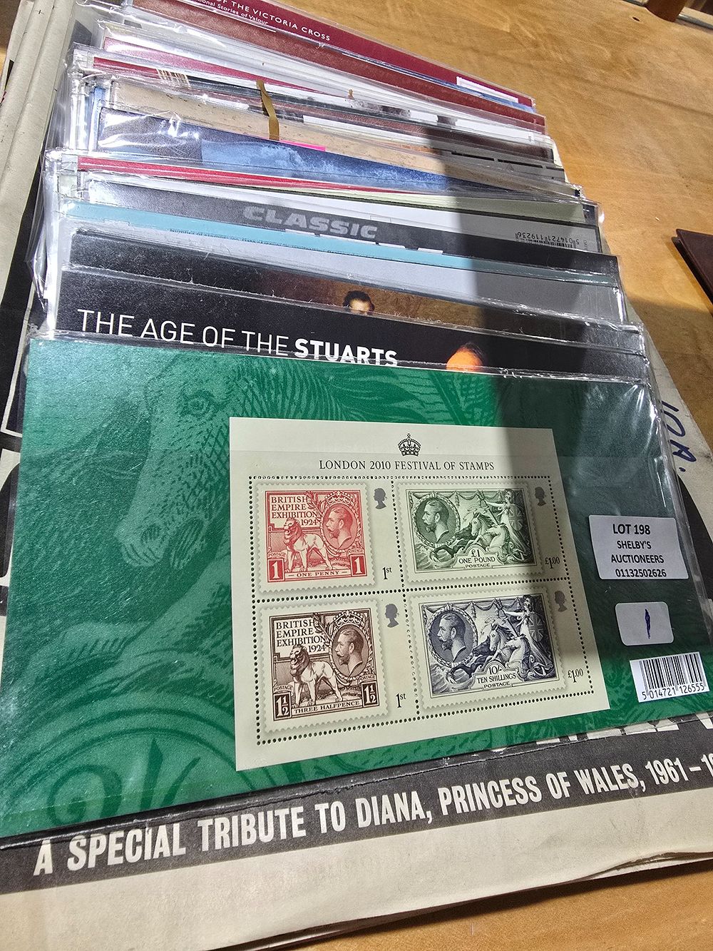Lot 198: SELECTION OF VARIOUS FIRST DAY COVERS WITH VARIOUS...
