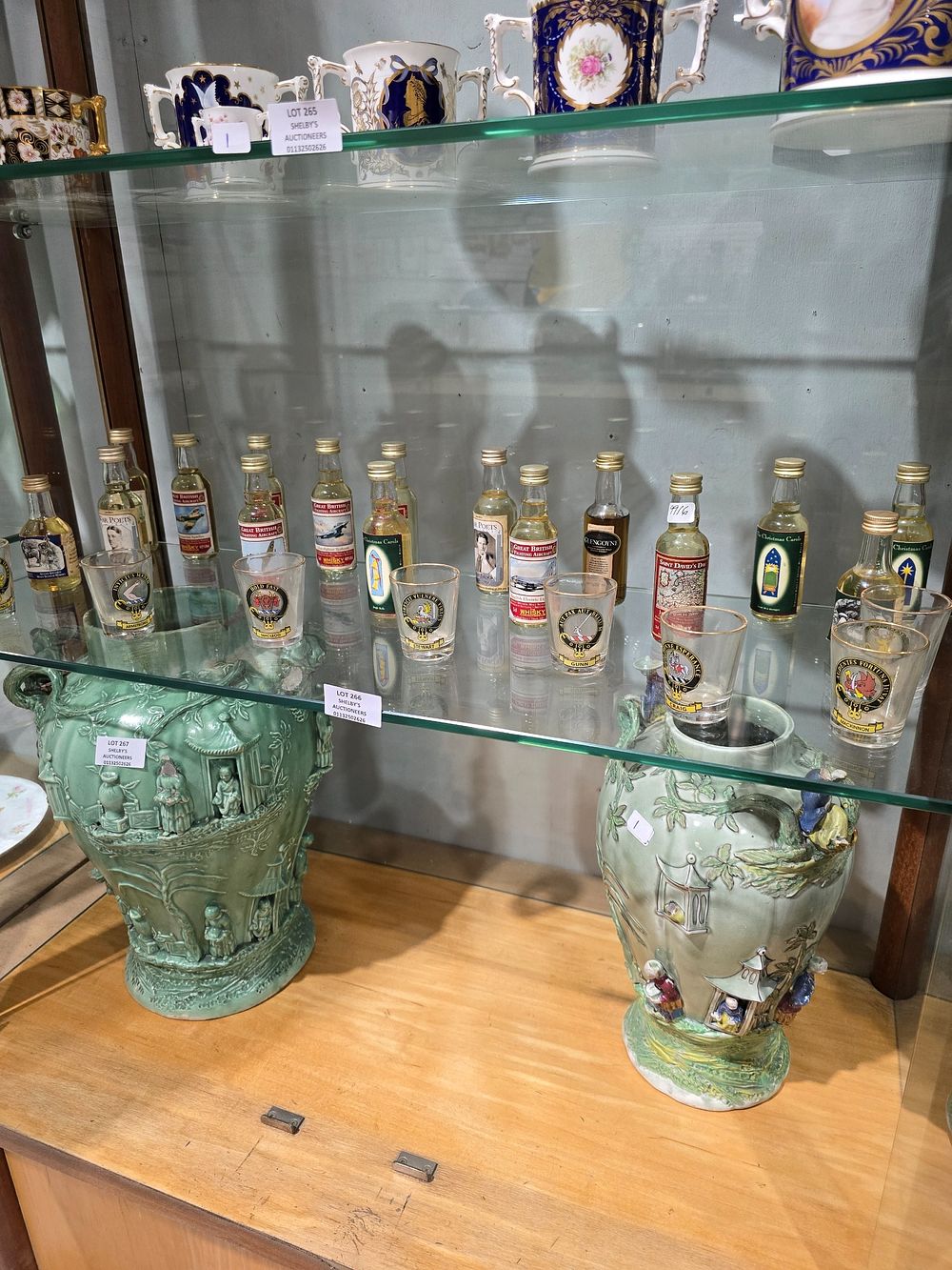 Lot 266: SELECTION OF WHISKEY COINISEUR MINITURE WHISKEYS WITH SHOT...