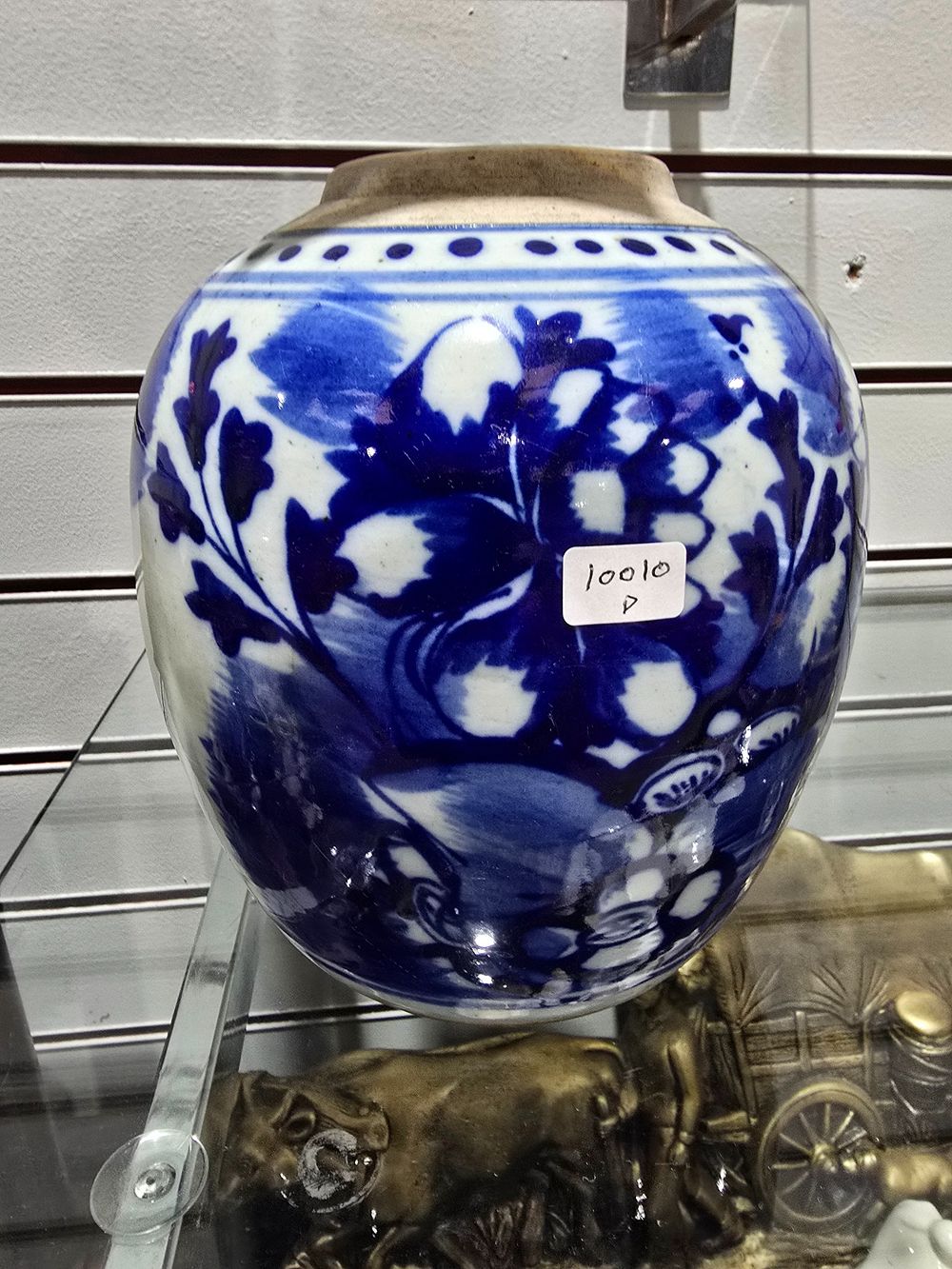 Lot 303: 1 X 19TH CENTURY BLUE AND WHITE WARE...