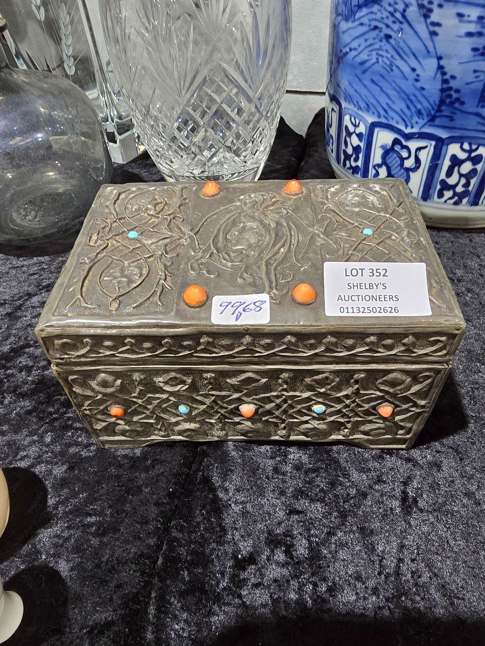 Lot 352: 1 X PEWTER INLAID 1930S BOX