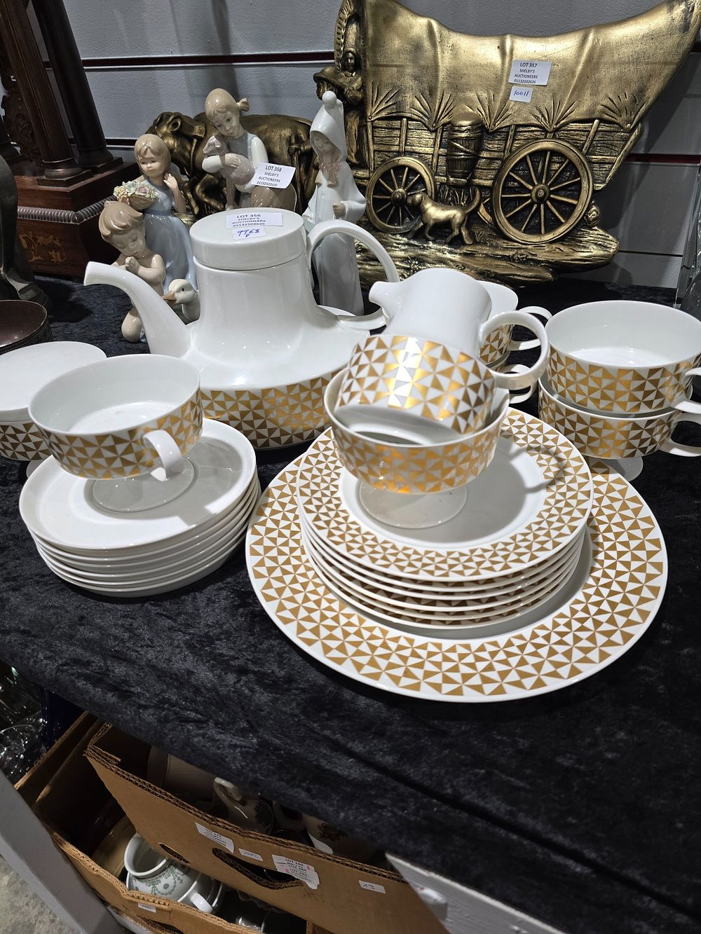 Lot 356: 21 PIECES OF ROSENTHAL GERMANY COFEE SET ITEMS