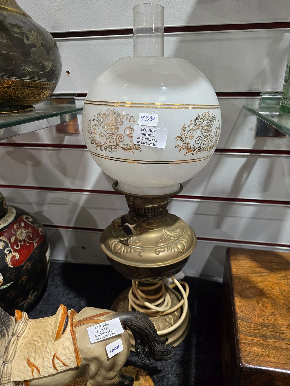 Lot 367: 1X VICTORIAN CONVERTED PARRAFIN LAMP