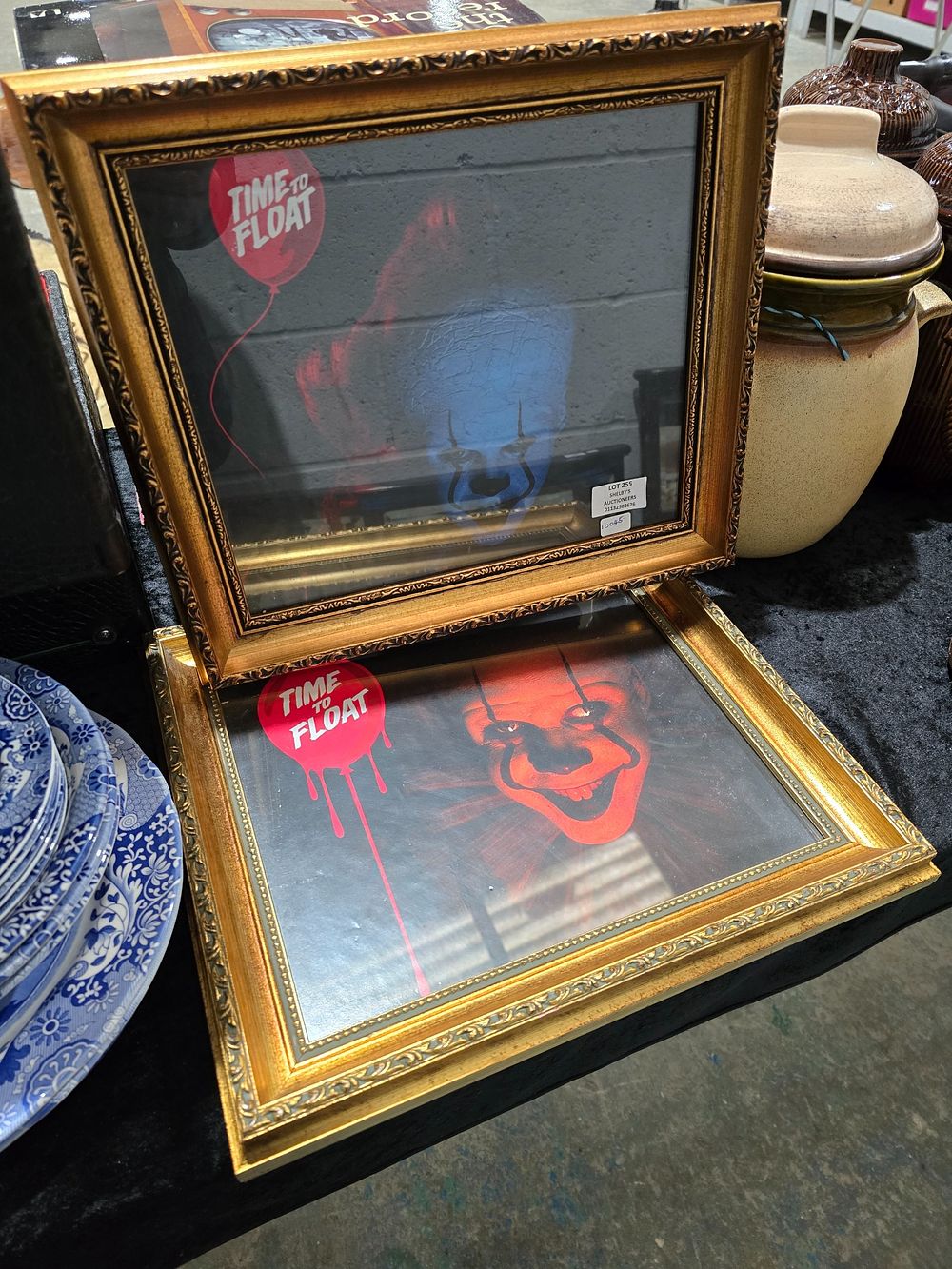 Lot 255: 2 X FRAMED IT CLOWN SCENES