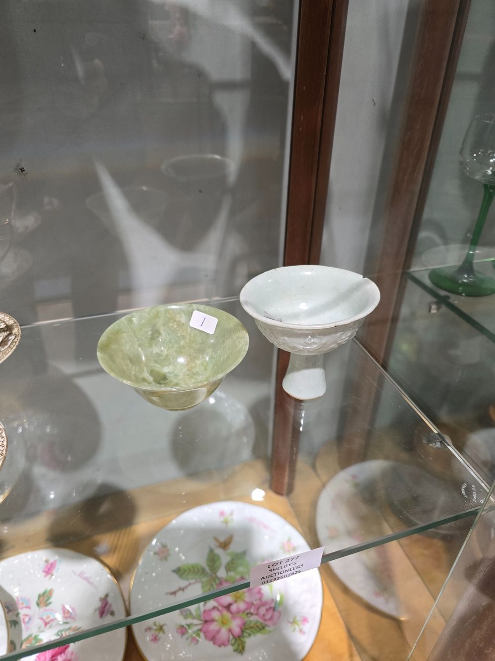 Lot 277: 1 X JADE CARVED CHINESE TRANSLUCENT BOWL WITH...