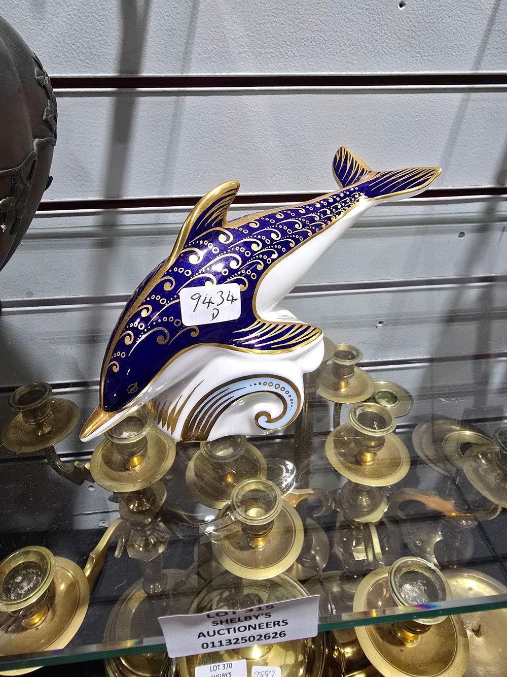Lot 315: 1 X CROWN DERBY GOLD PIN DOLPHIN PAPER...