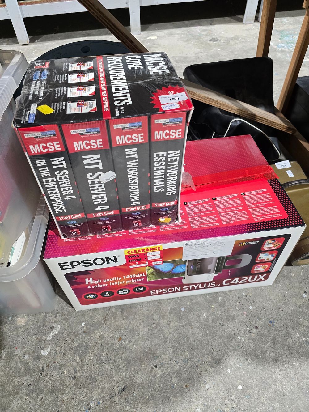 Lot 159: 1 X BOX CONTAINING AS NEW IN PACKAGE...