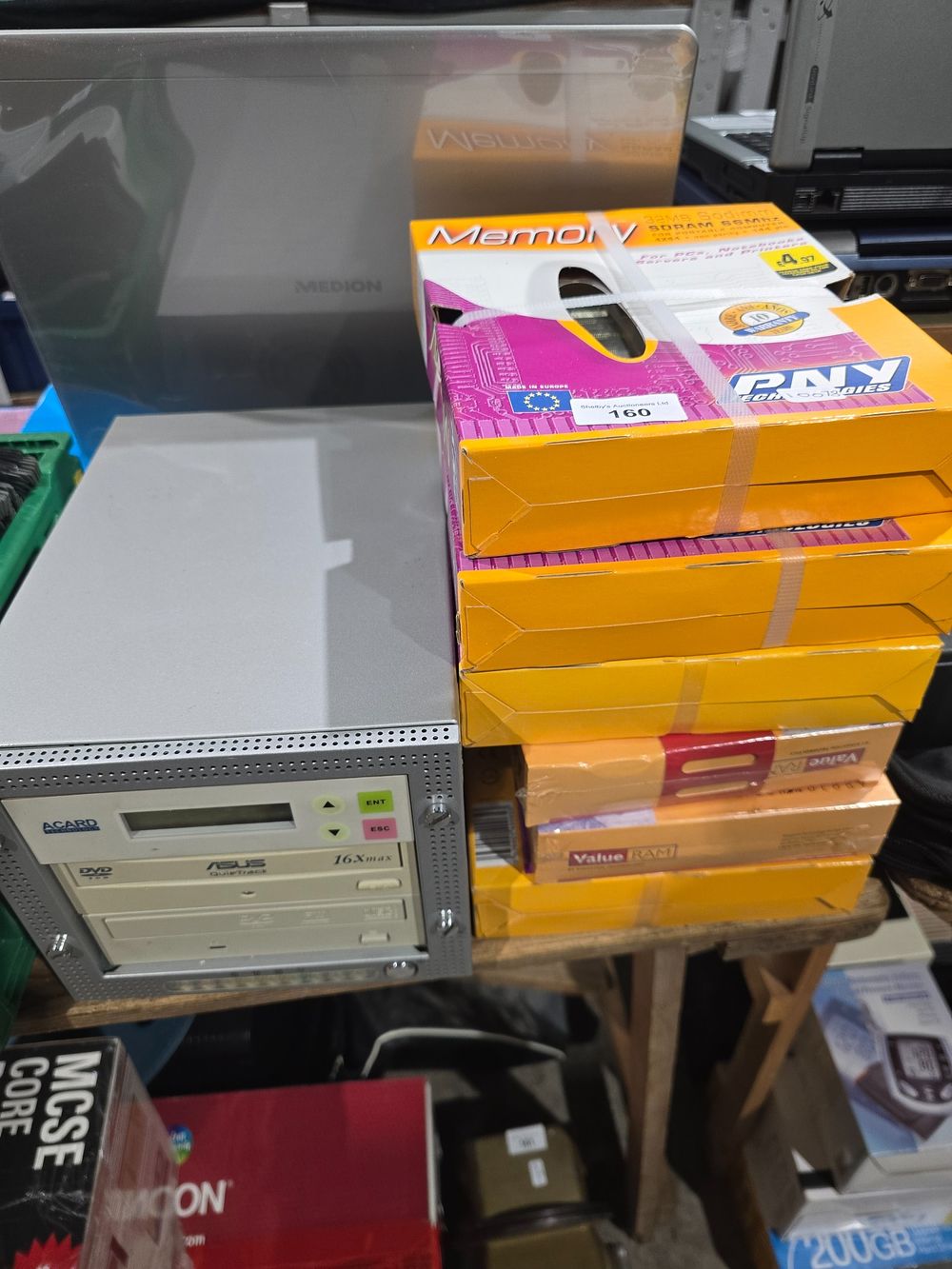 Lot 160: SELECTION OF VARIOUS AS NEW IN BOX MEMORY...