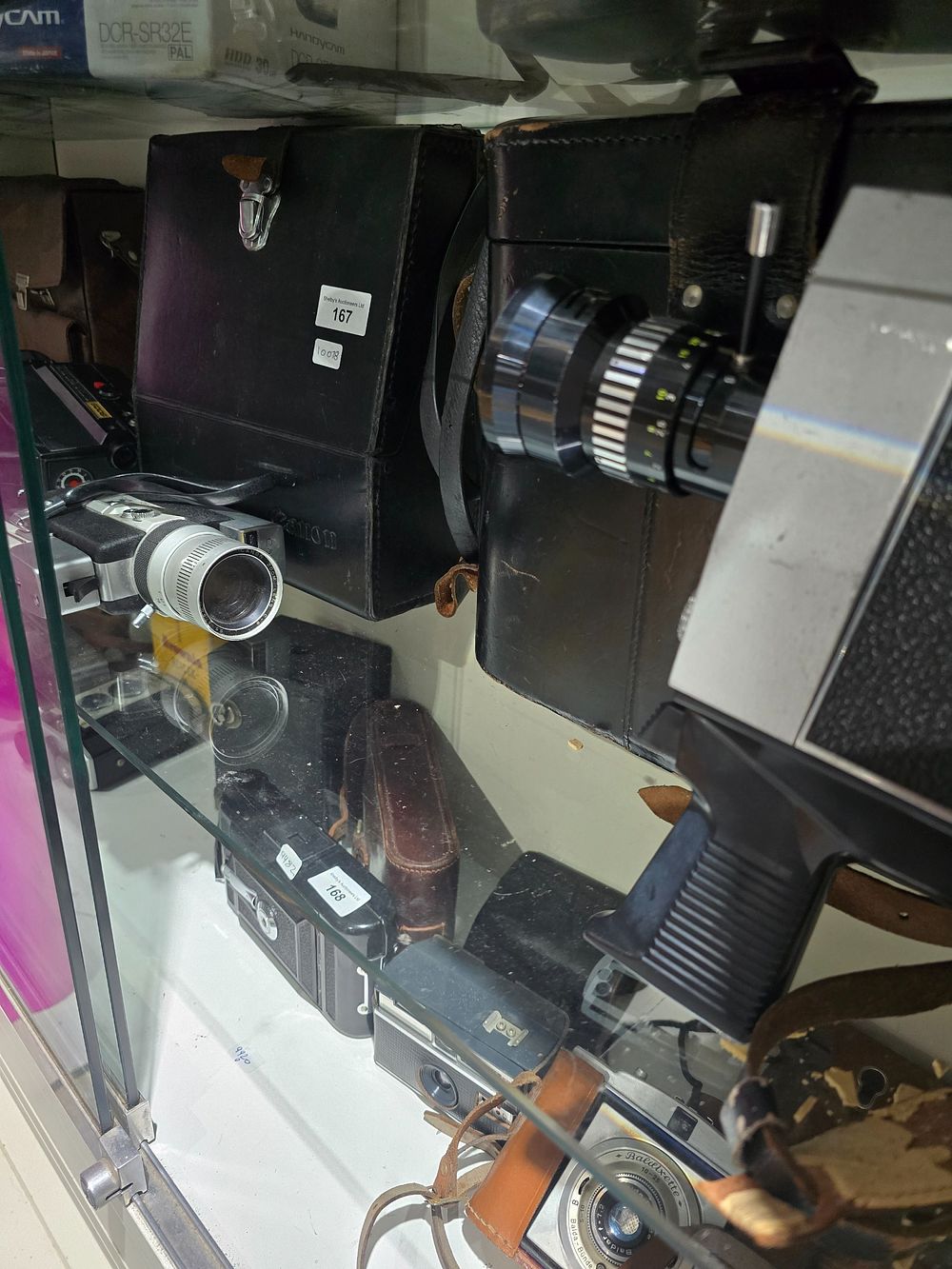 Lot 167: 1 X CANON ZOOM 518 WITH ELMO SUPER...