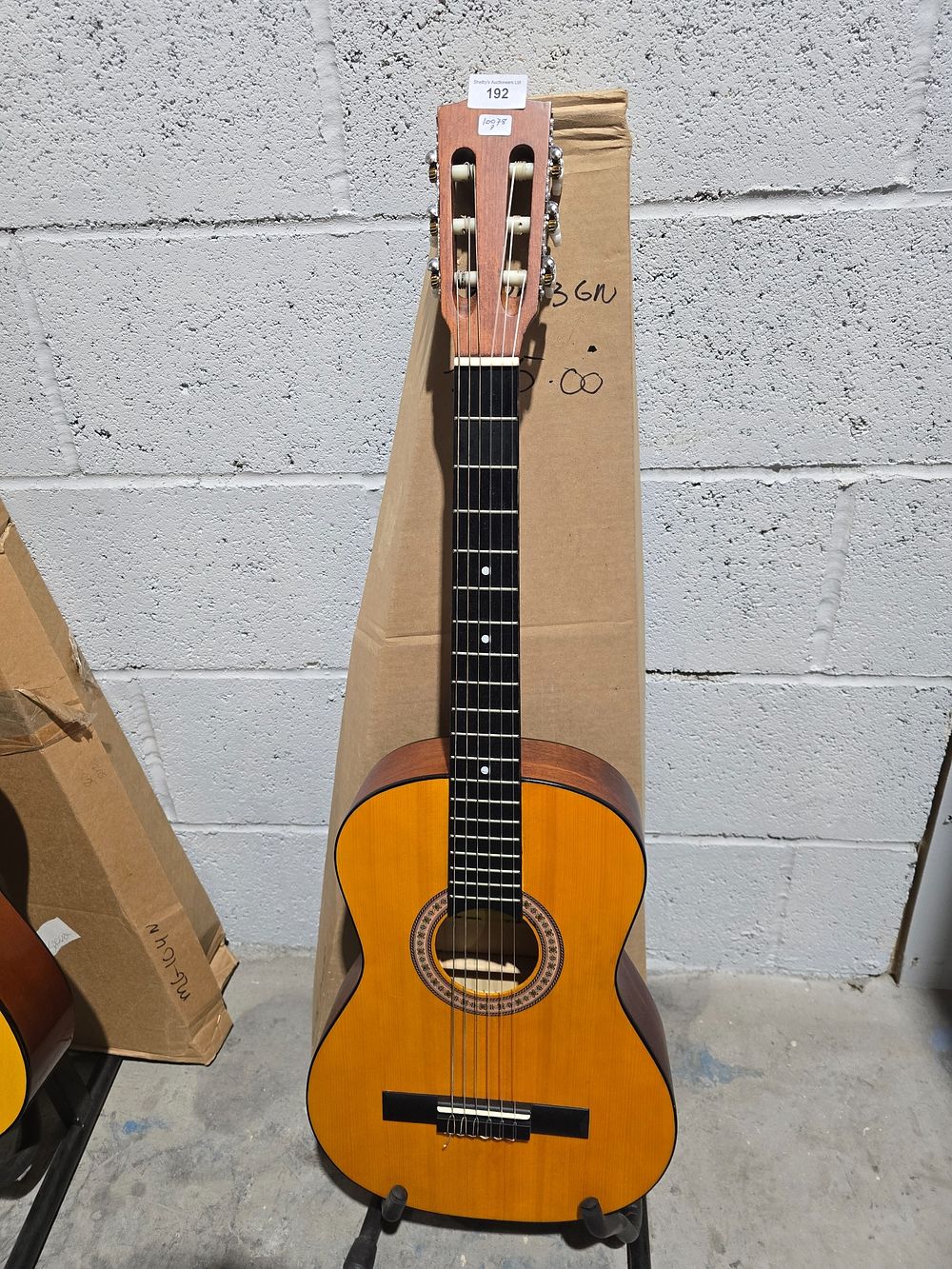 Lot 192: 1 X ENCORE ENC36N ACCOUSTIC GUITAR AS NEW...