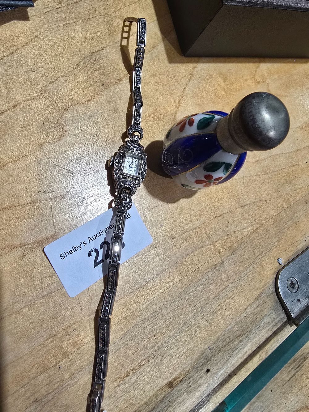 Lot 228: 1 X SILVER INSET LADIES REGENT WATCH WITH...