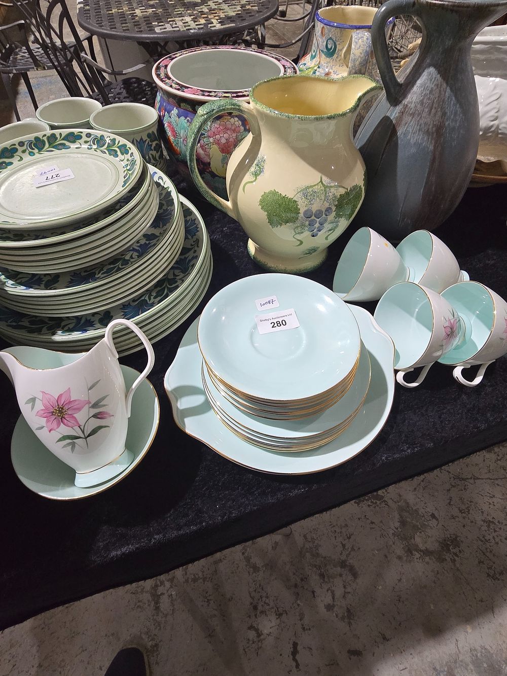 Lot 280: 1 X ROYAL ALBERT ELFIN PATTERN TEA SET...