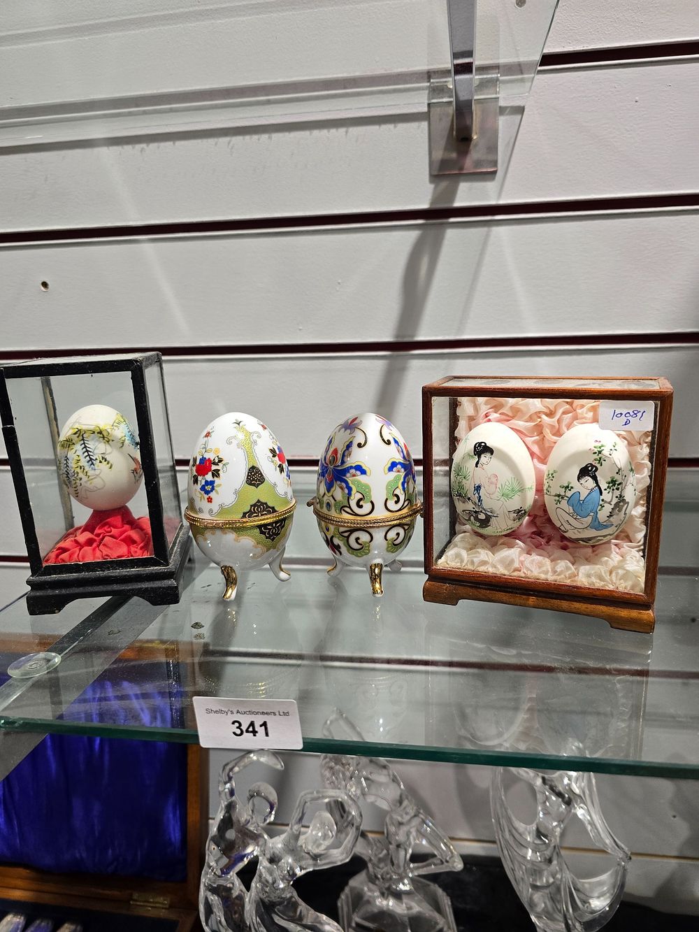 Lot 341: 3 X VARIOUS HAND PAINTED EGGS WITH 2...