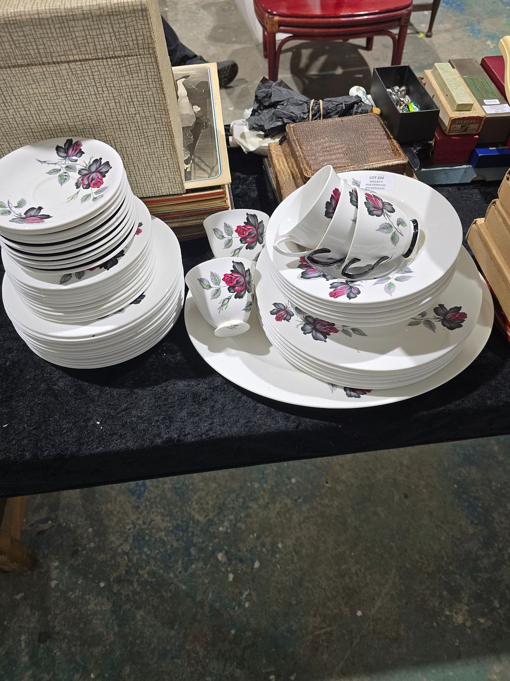 Lot 208: SELECTION OF ROYAL ALBERT ROSES PATTERN DINNER AND...