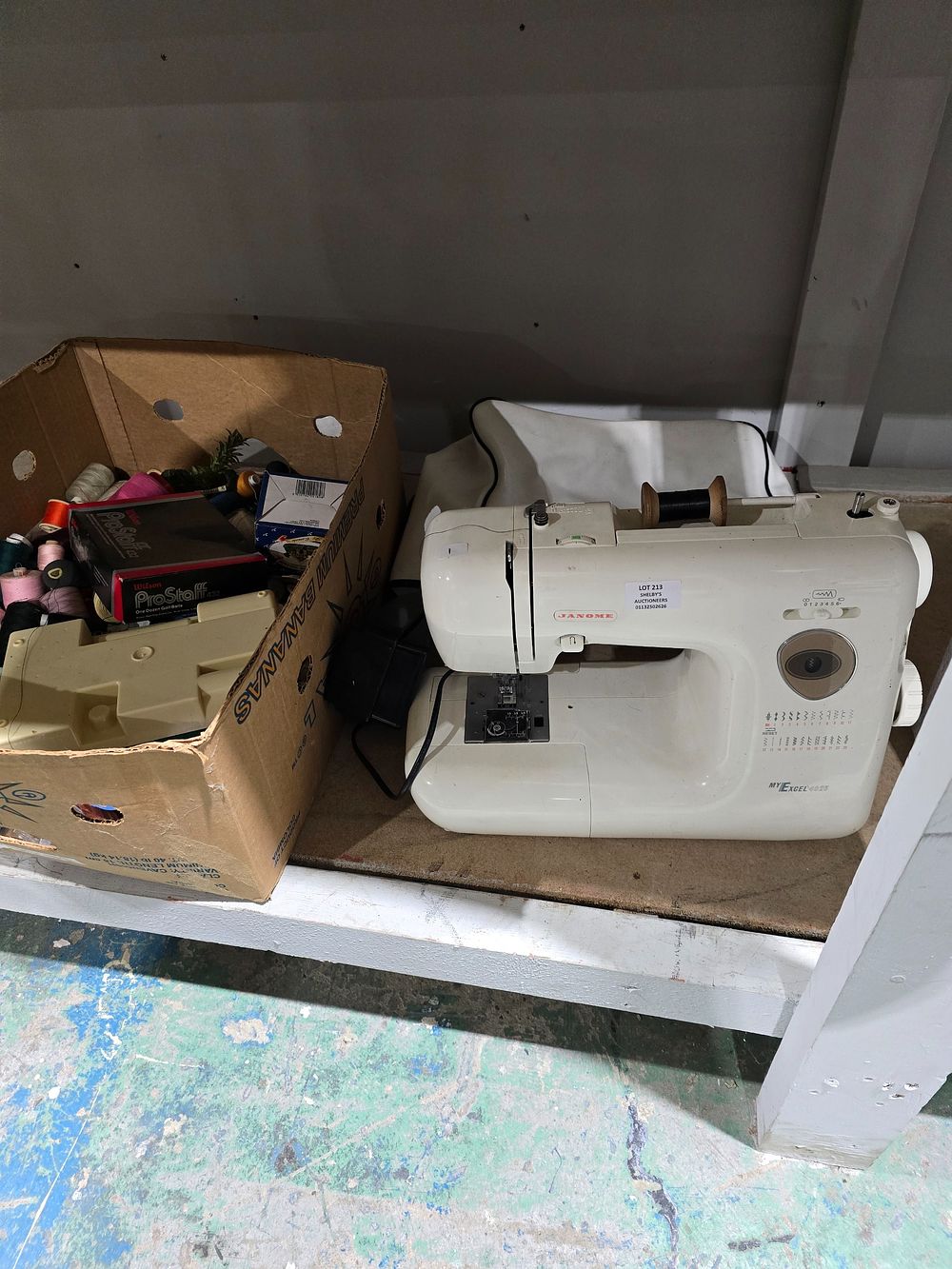 Lot 213: 1 X JANOME EXCEL 4023 SEWING MACHINE WITH...