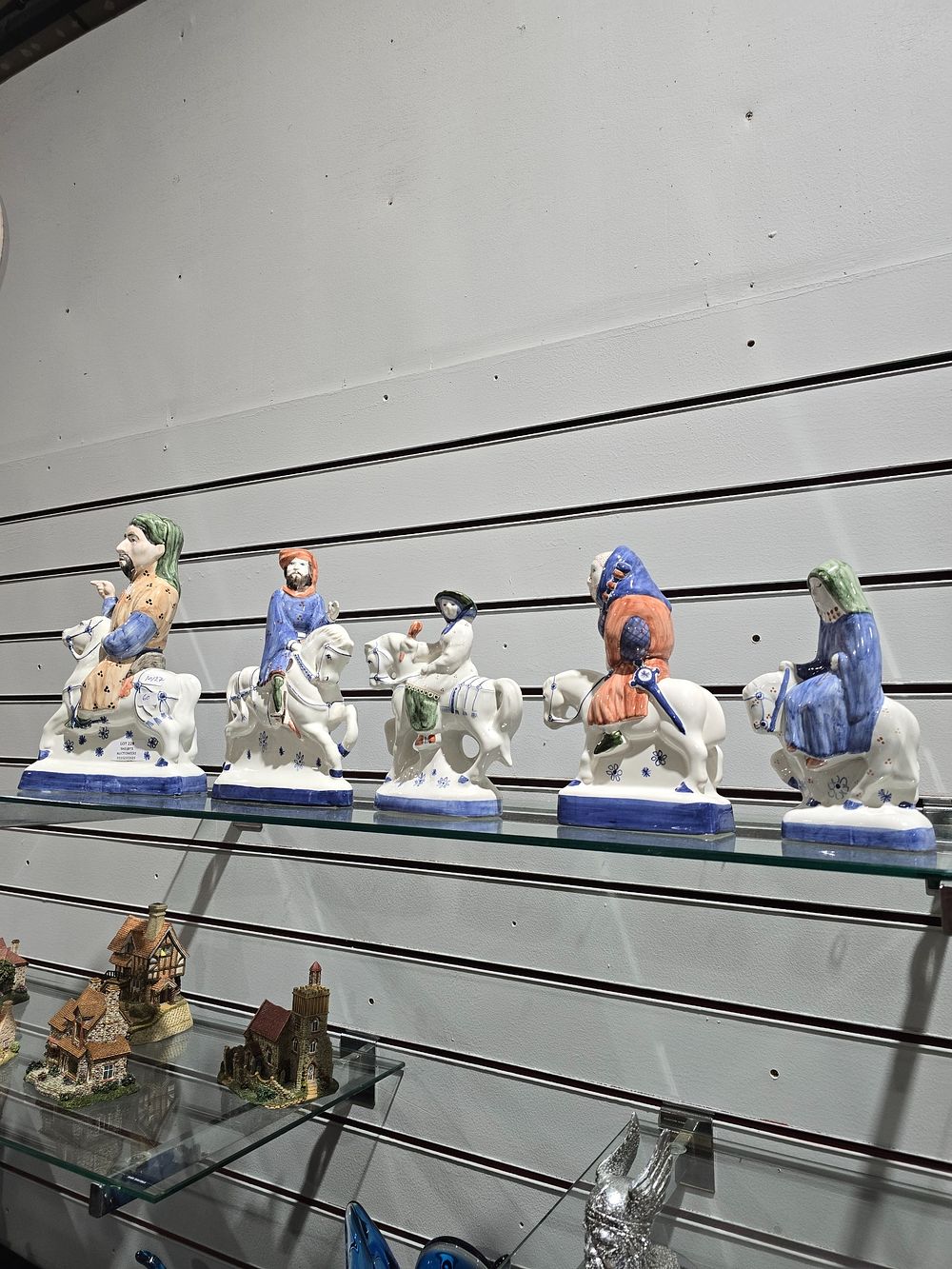 Lot 228: 1 X RYE POTTERY FIGURINE WITH OTHER FIGURINES