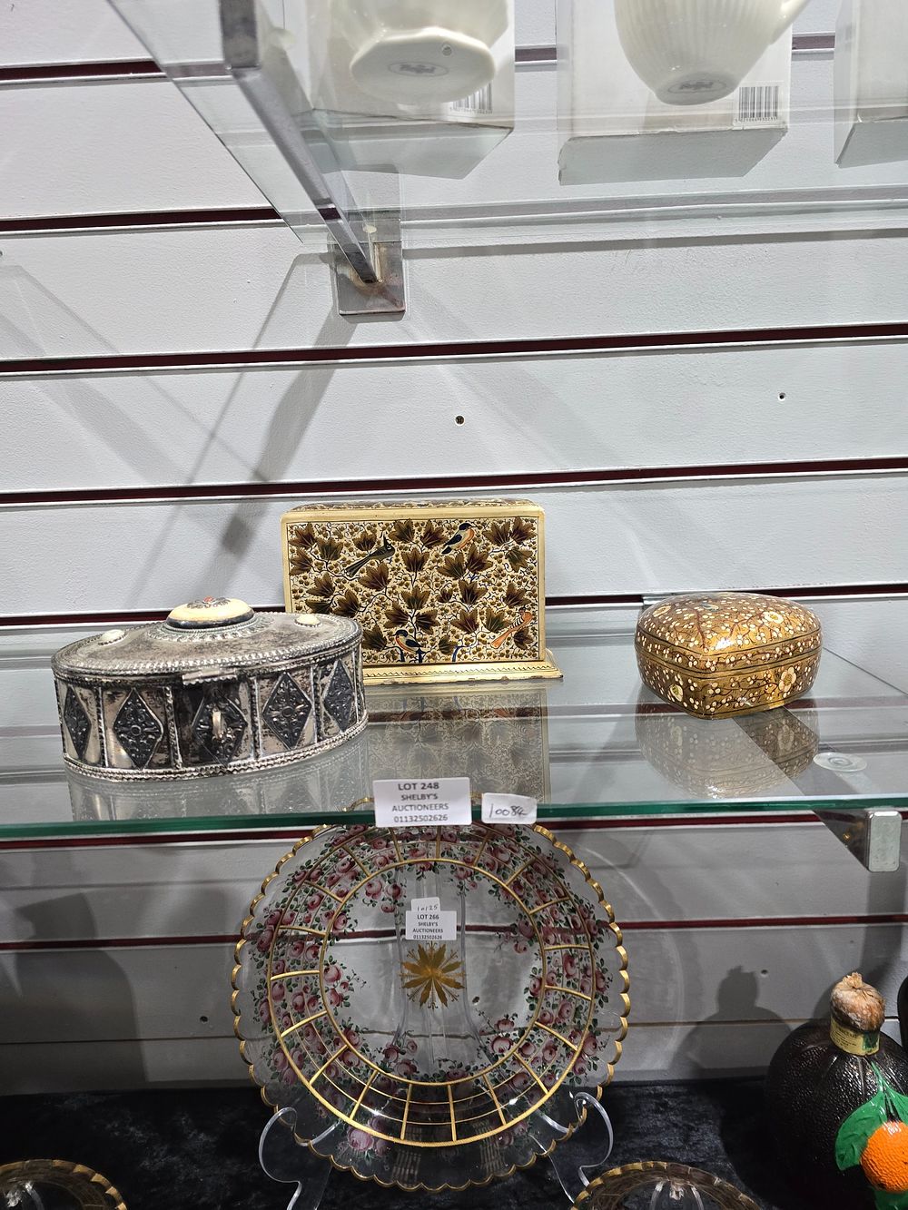 Lot 248: 3 X VARIOUS SMALL TRINKET BOXES