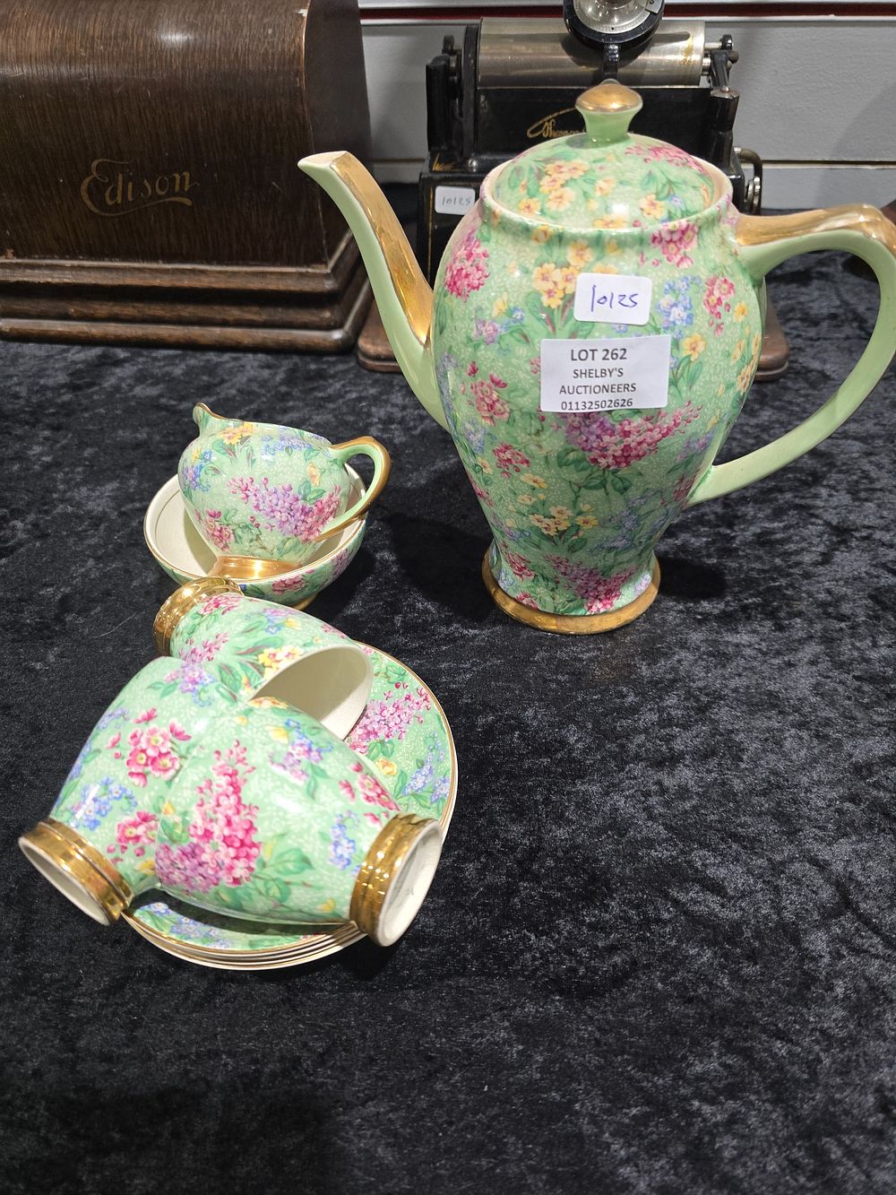 Lot 262: SELECTION OF EMPIRE TEA SET ITEMS