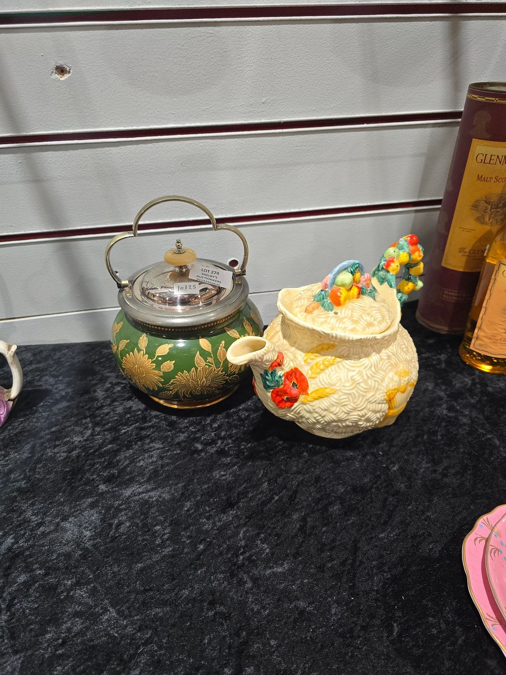 Lot 274: 1 X NEWPORT CLARICE CLIFFE TEA POT WITH...