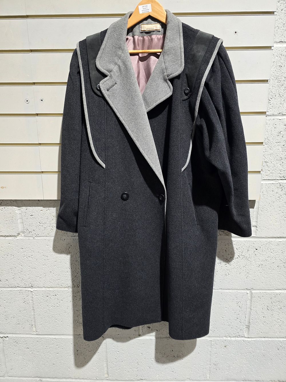 Lot 153: 1 x mansfield ladies wool cashmere mix grey long coat