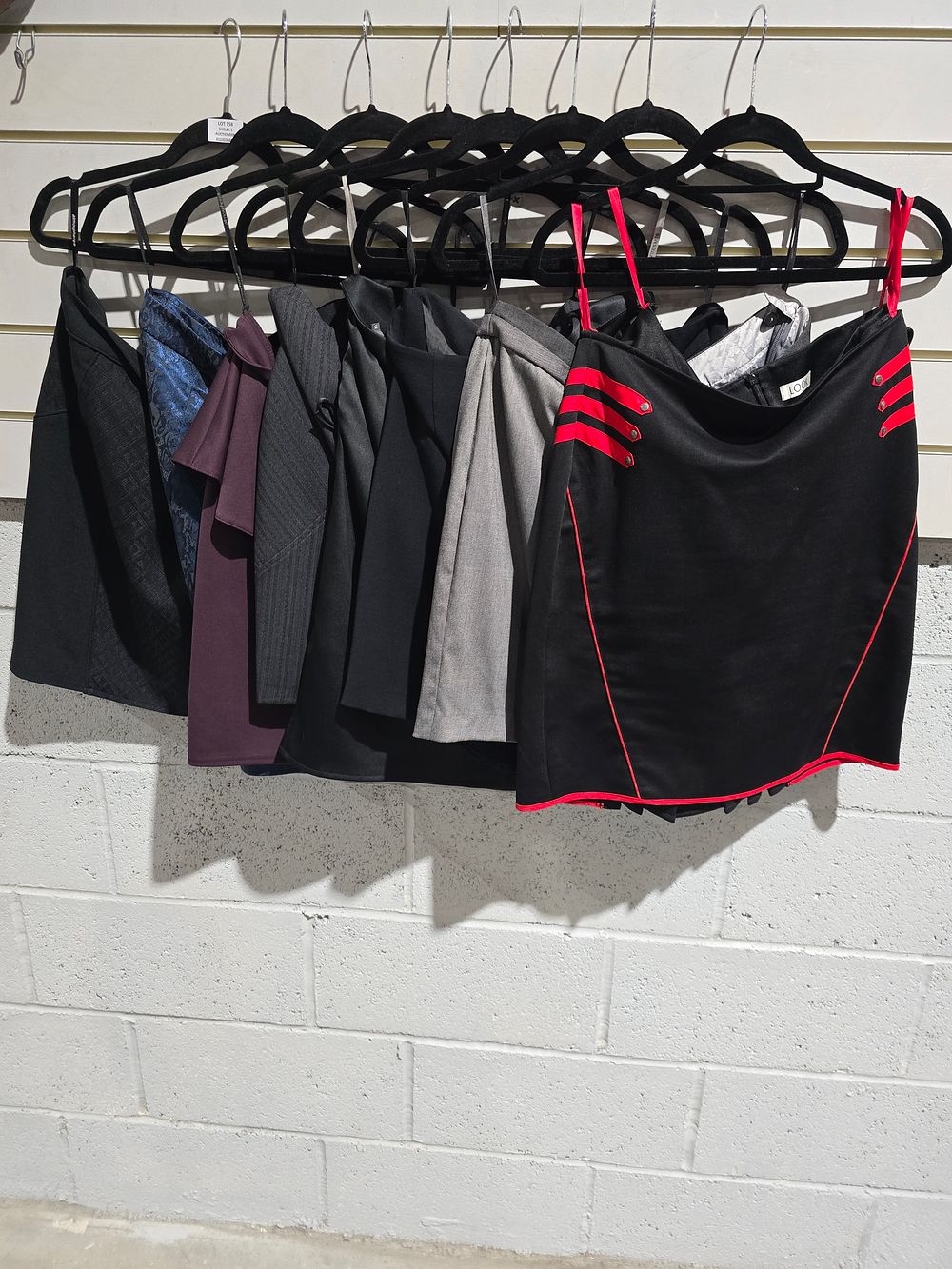 Lot 158: 10 x various size  ladies skirts