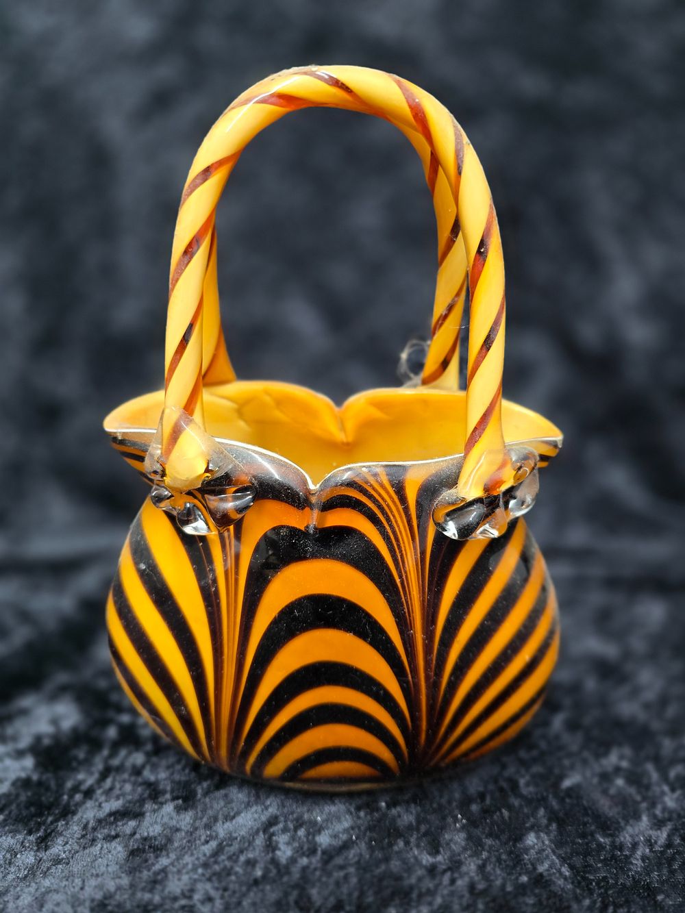 Lot 174: glass brown and amber glass handbag