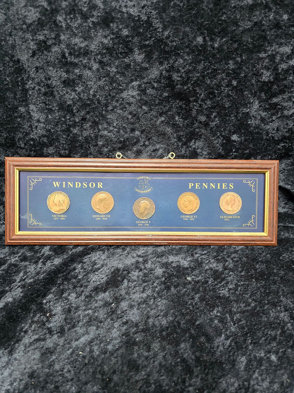 Lot 195: paque with windsor pennies sterling collections