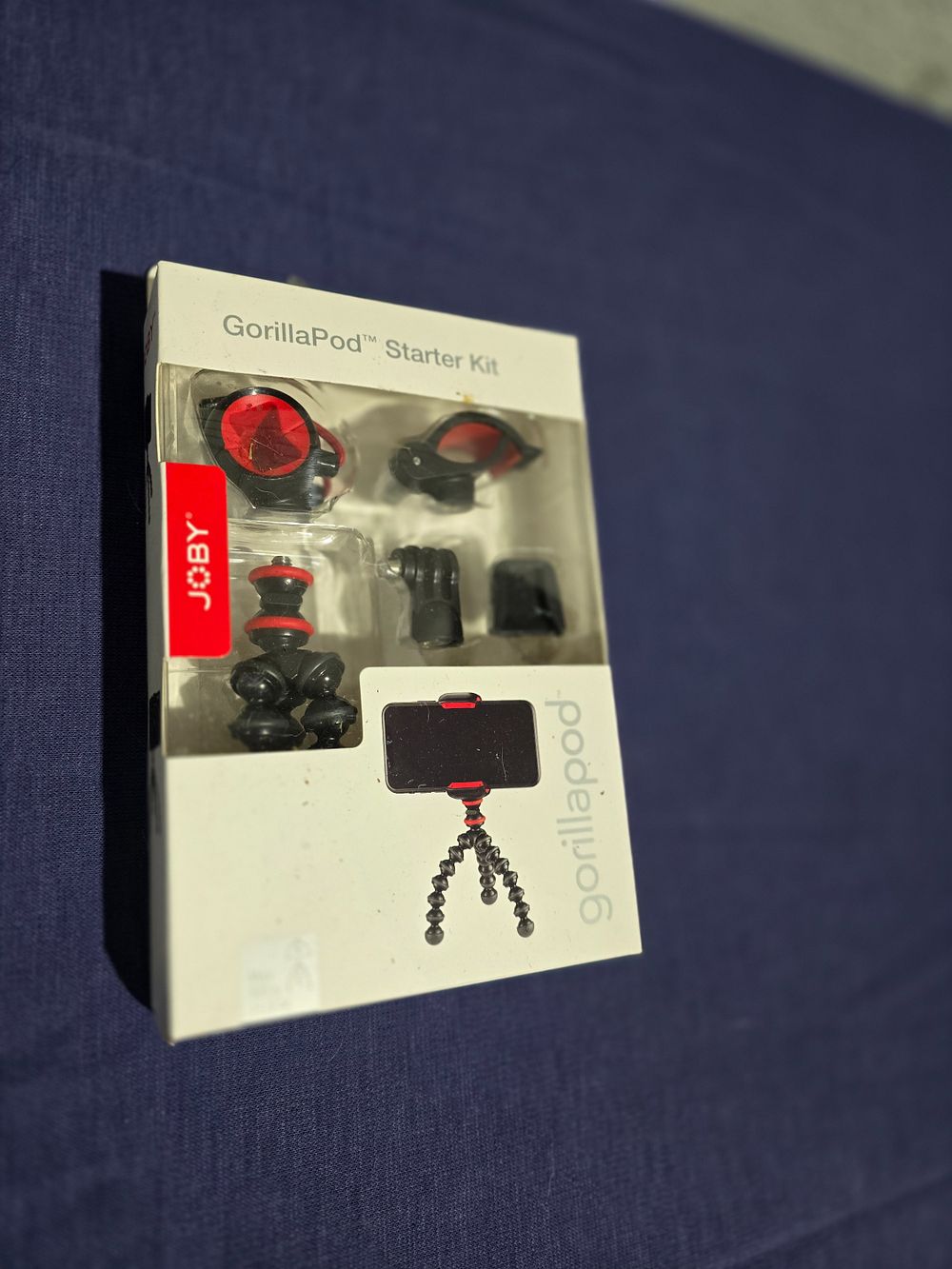 Lot 211: 1 x boxed new gorilla pod starter kit