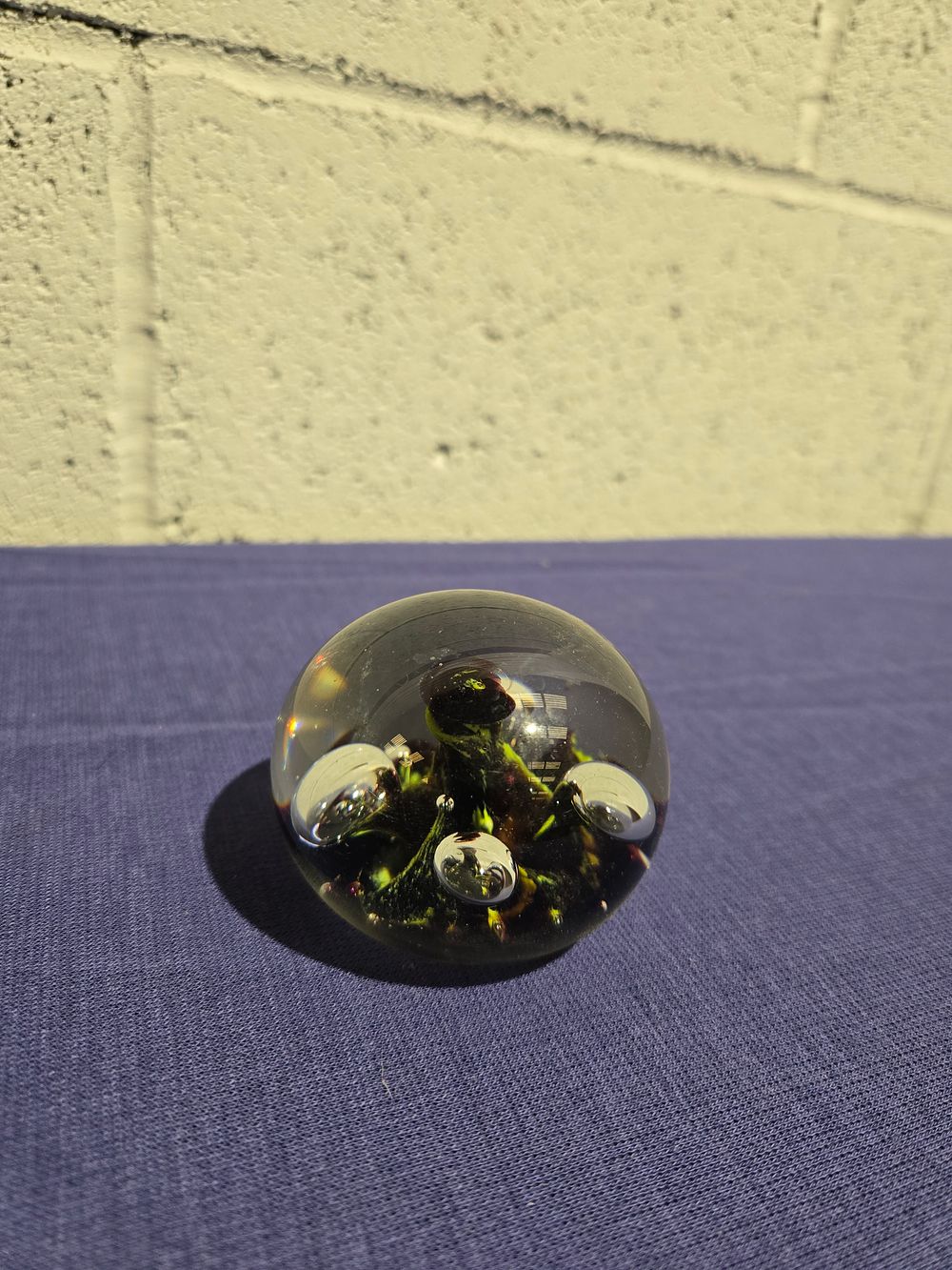 Lot 231: chg glass paperweight