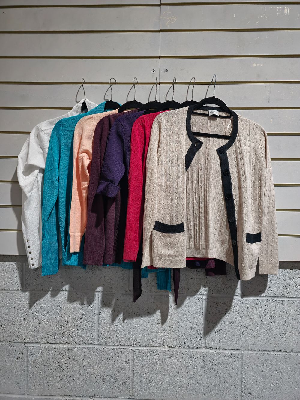 Lot 265: 7 x various ladies tops size 12-14
