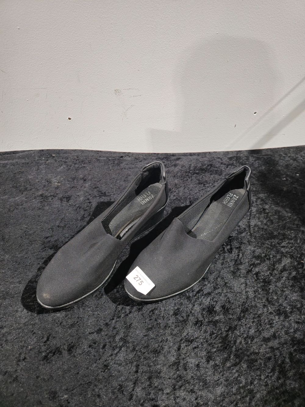 Lot 275: pair of zanni flex ladies wedge shoes size 39 used