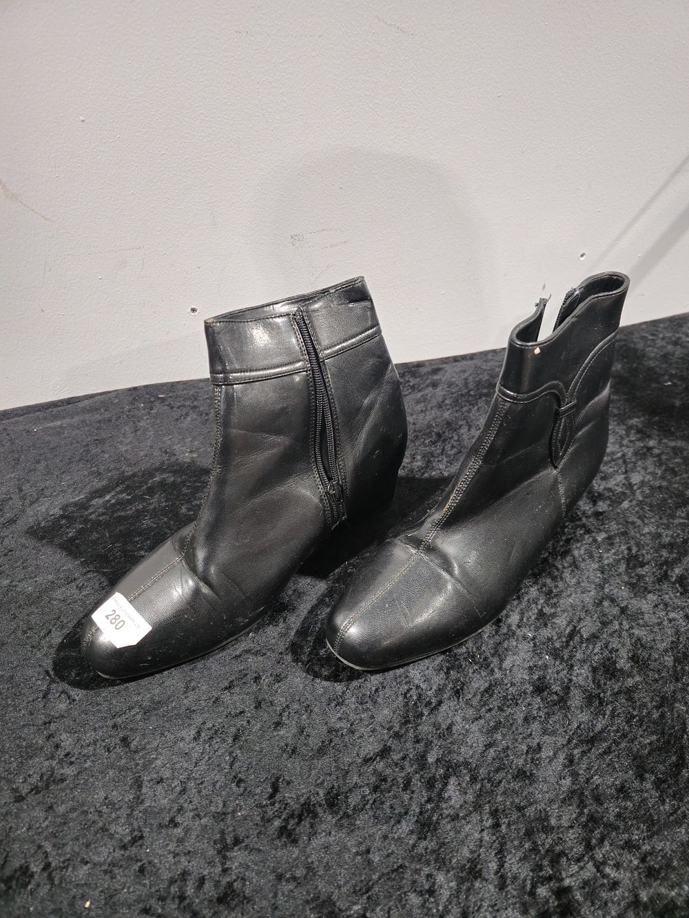 Lot 280: pair of comfort plus wide fit ladies boots size 7