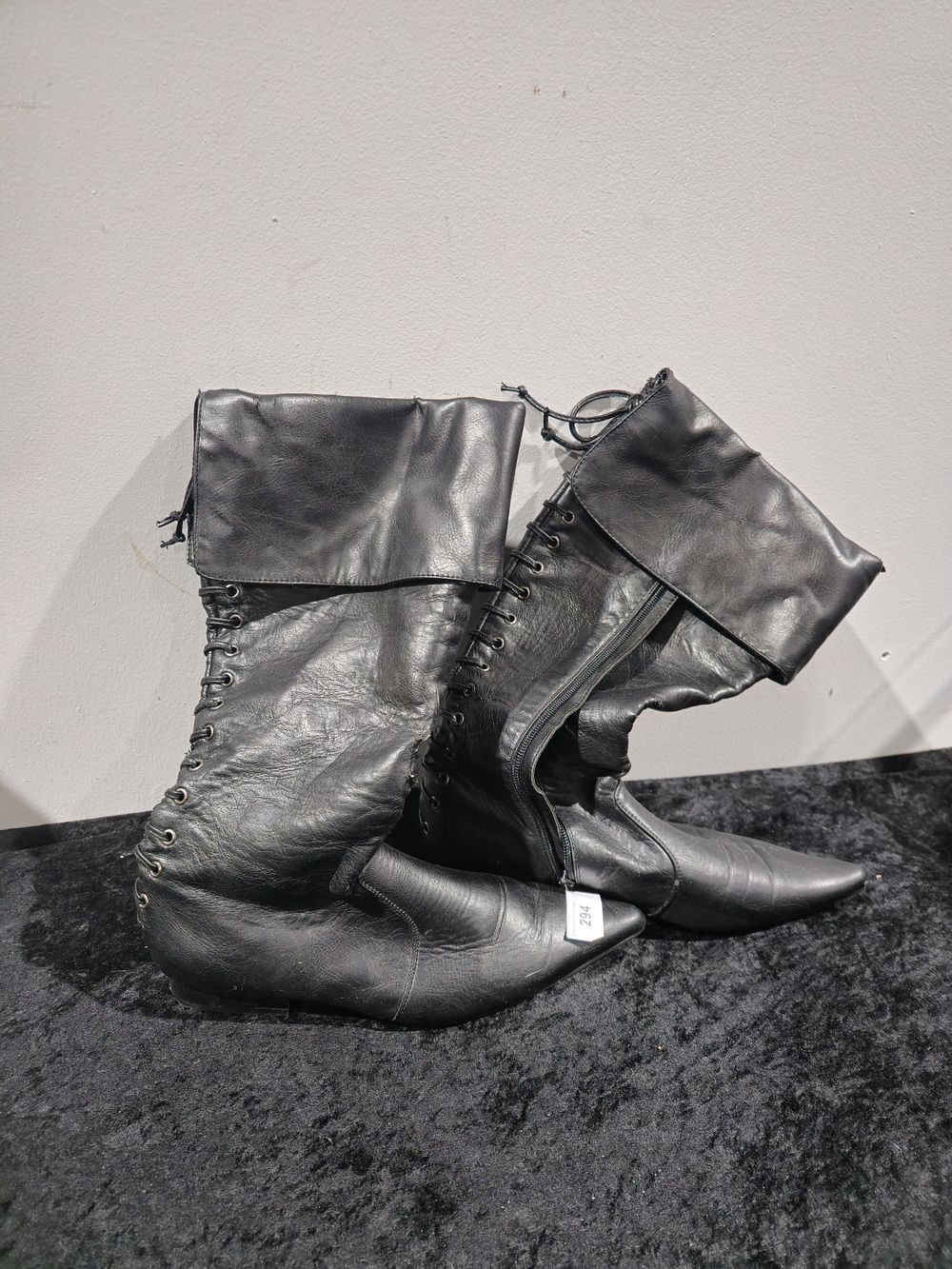 Lot 294: pair of black leather ladies calf length boots size 6