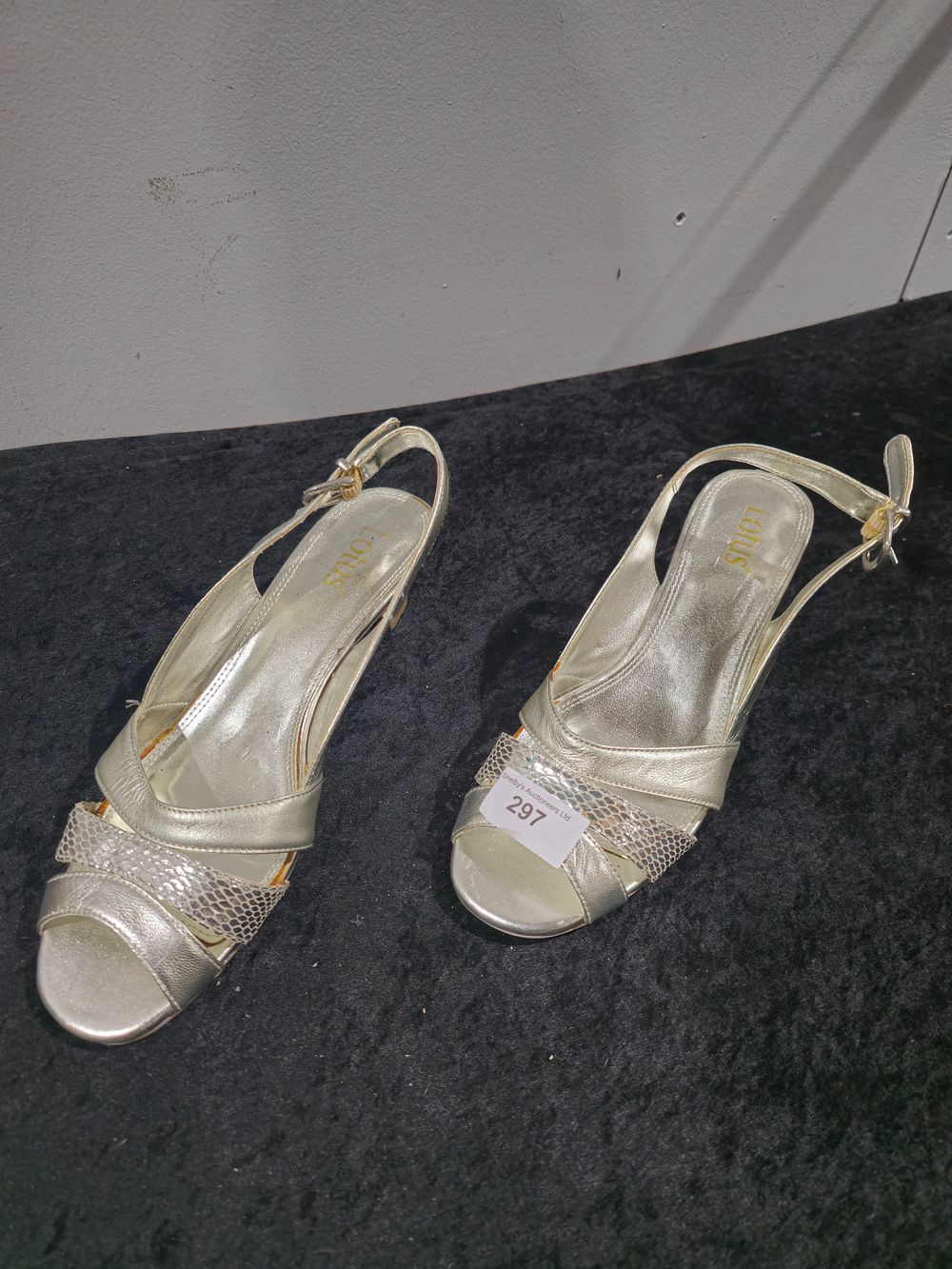Lot 297: pair of ladies lotus sandles size 6