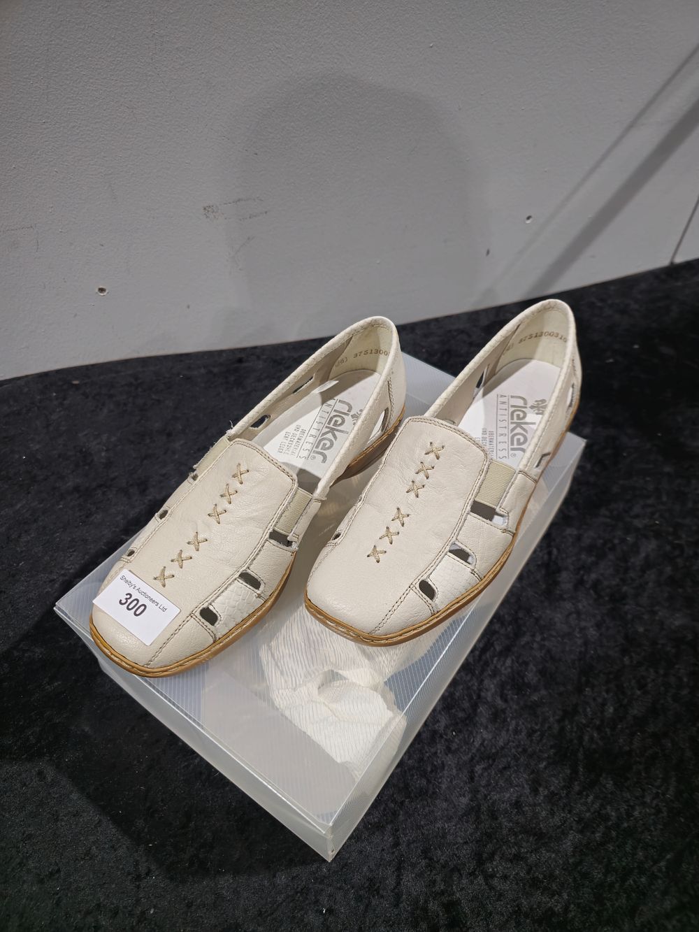 Lot 300: pair of ladies rieker leaher shoes size 36