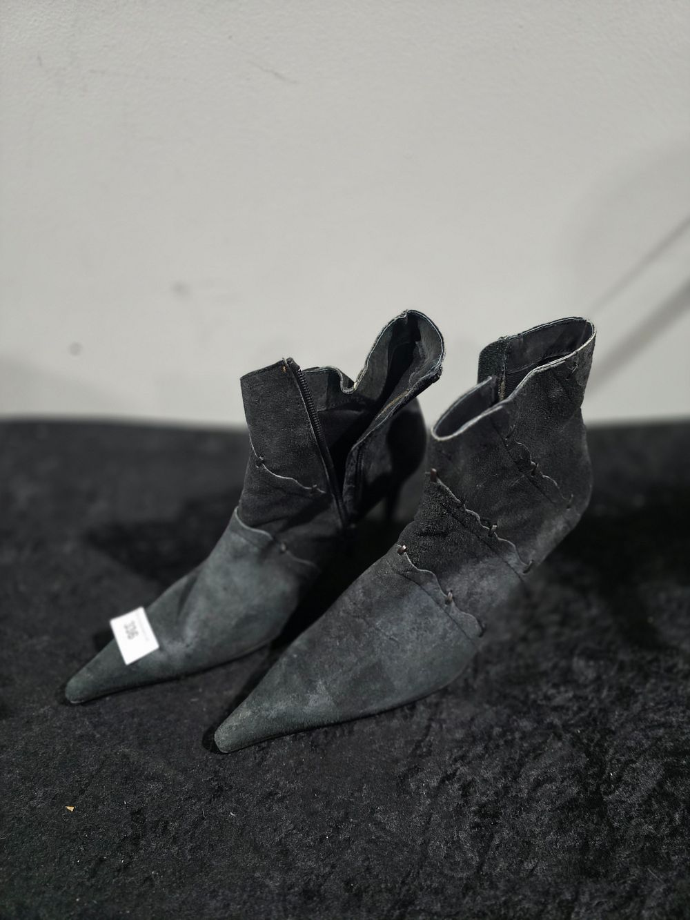 Lot 336: pair of ladies size 6 heeled boots