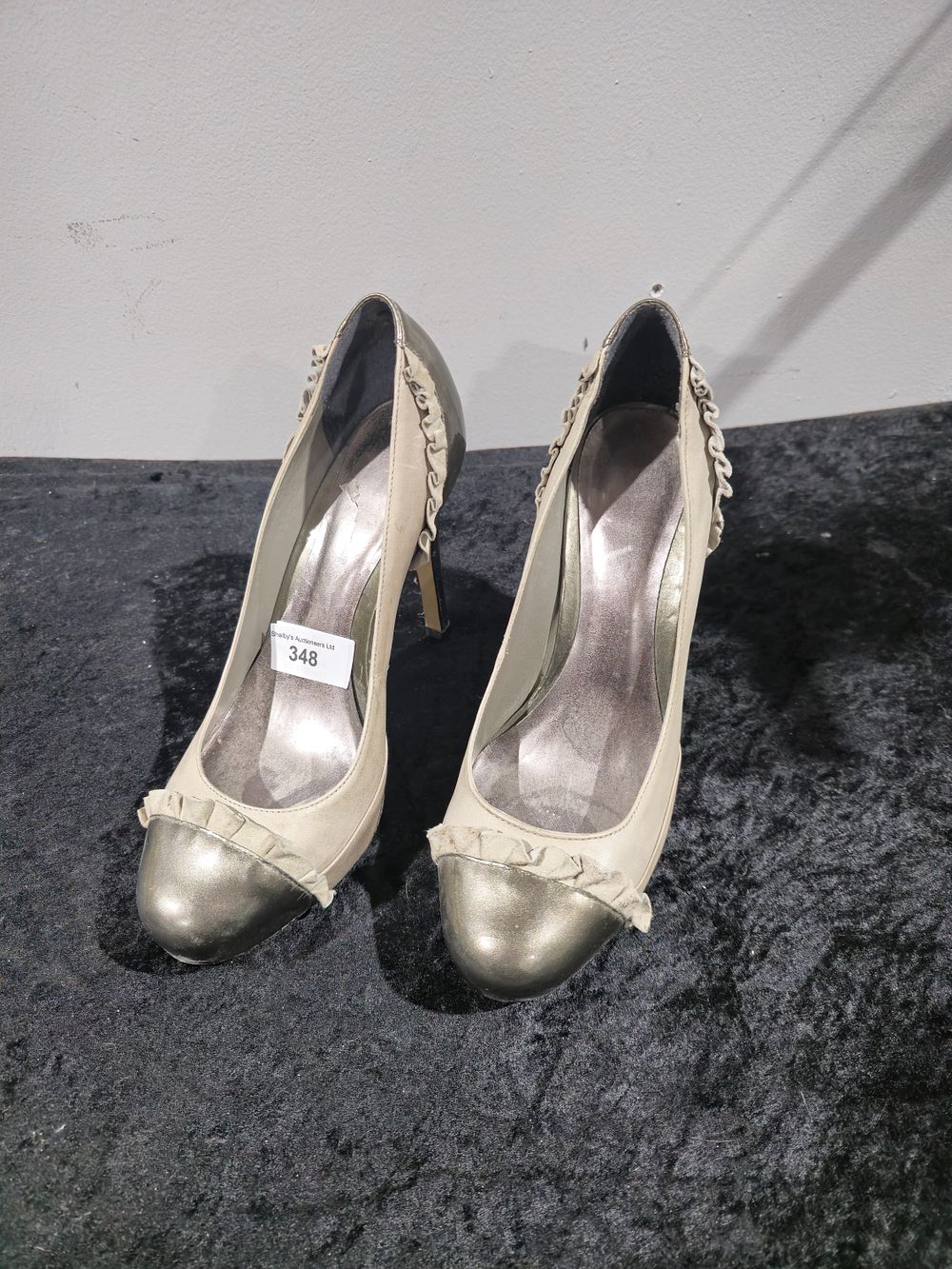 Lot 348: pair of faith ladies size 6 heels