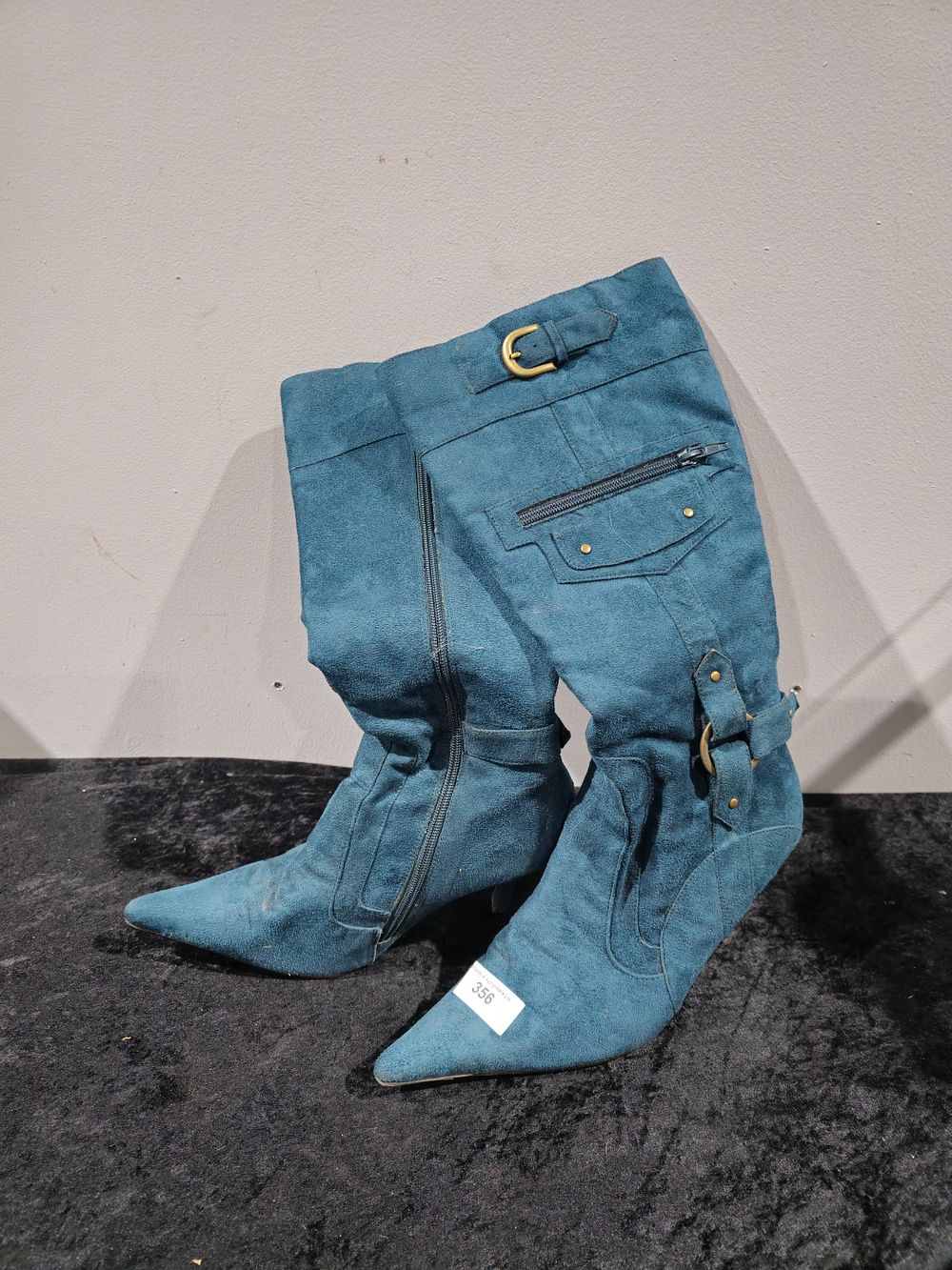 Lot 356: pair of blu sude style high heel boots size 7
