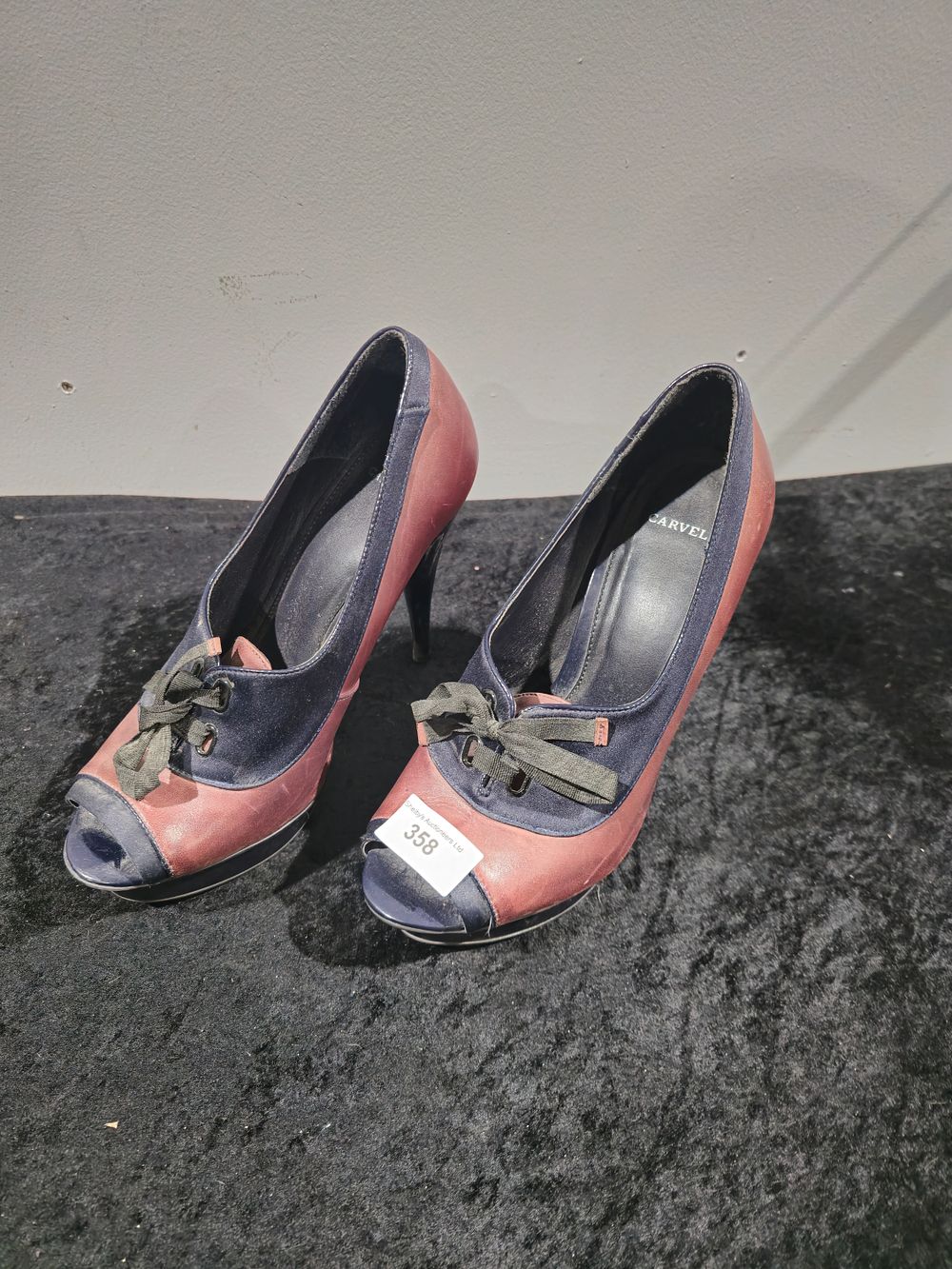 Lot 358: pair of carvela ladies high heels size 40