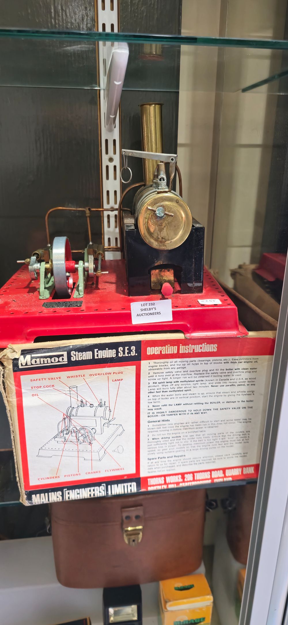 Lot 232: boxed mamod steam engine se3