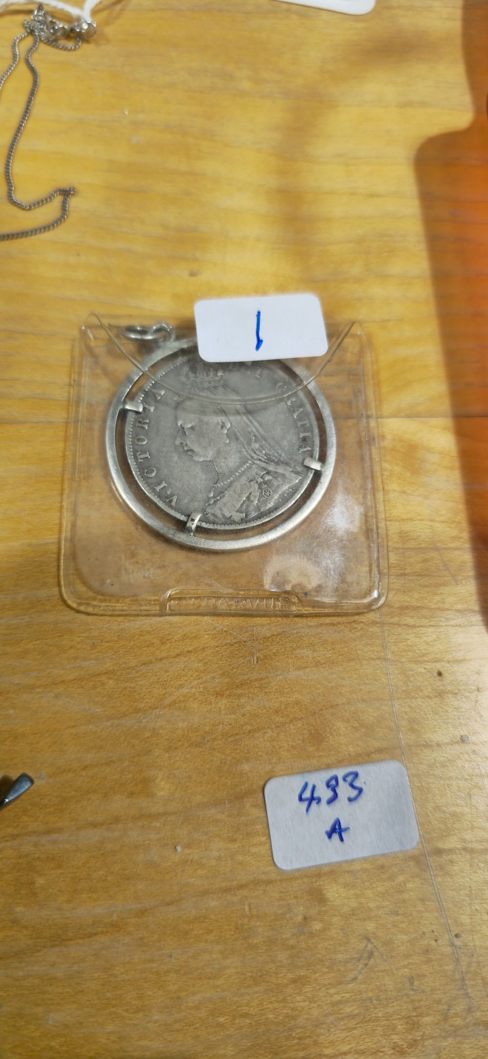 Lot 433a: 1 x silver mounted1890 half crown coin