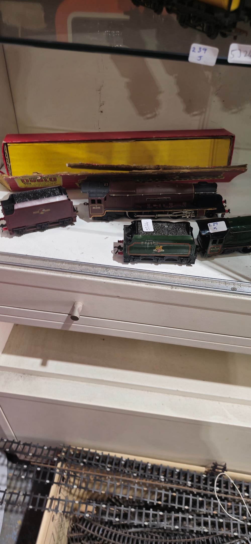 Lot 239k: hornby dublo locomotive and tener lmr with duchess of montrose loco and tender