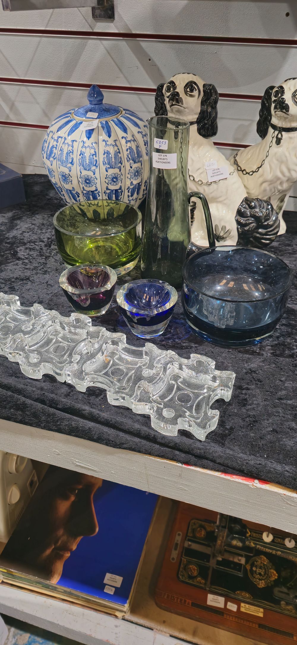 Lot 379: selection of 1960s glass ware items with 1970s puzzle ashtray