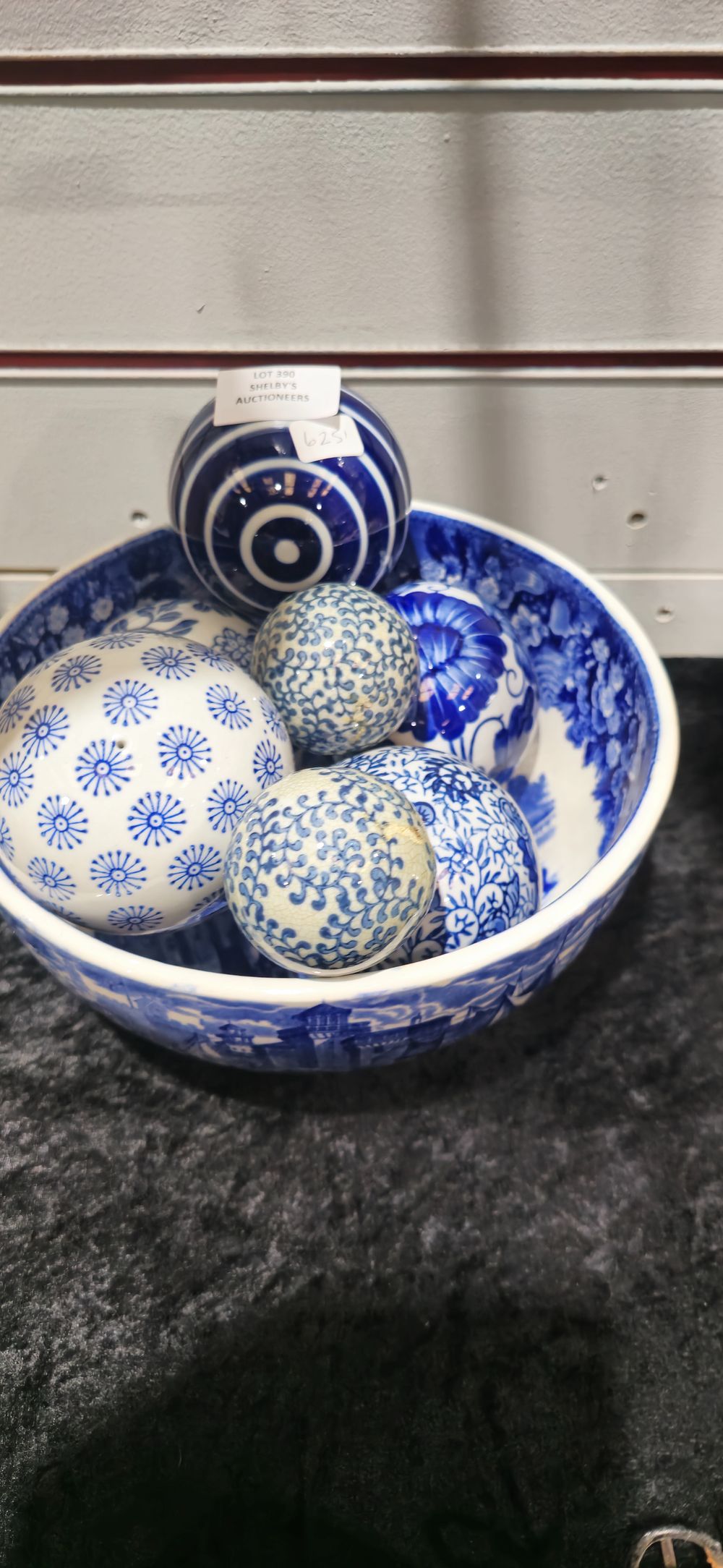 Lot 390: selection of various blue and white ware porcelain ball with oriental blue and white ware bowl